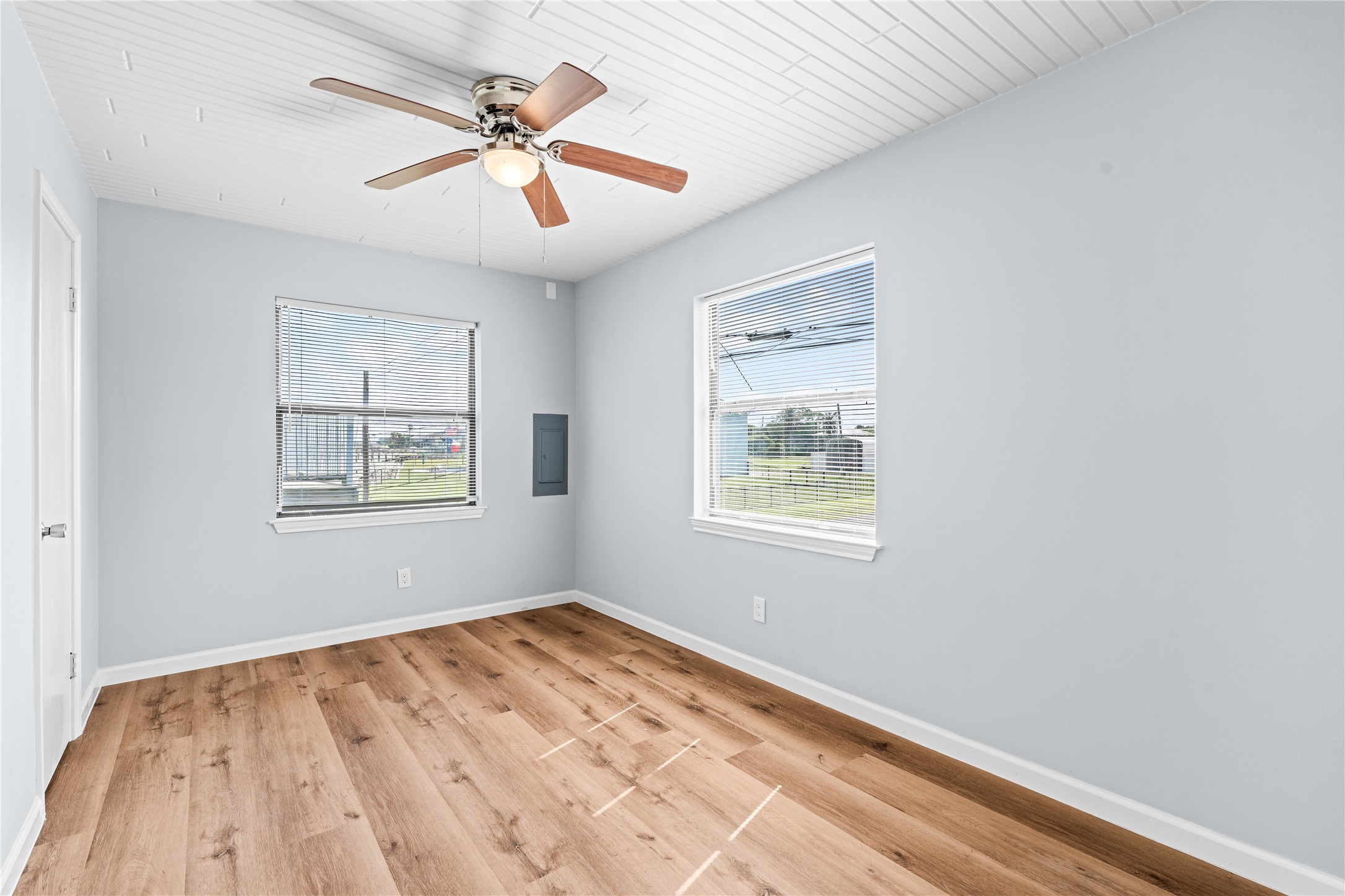 645 3rd Street, San Leon, TX 77539