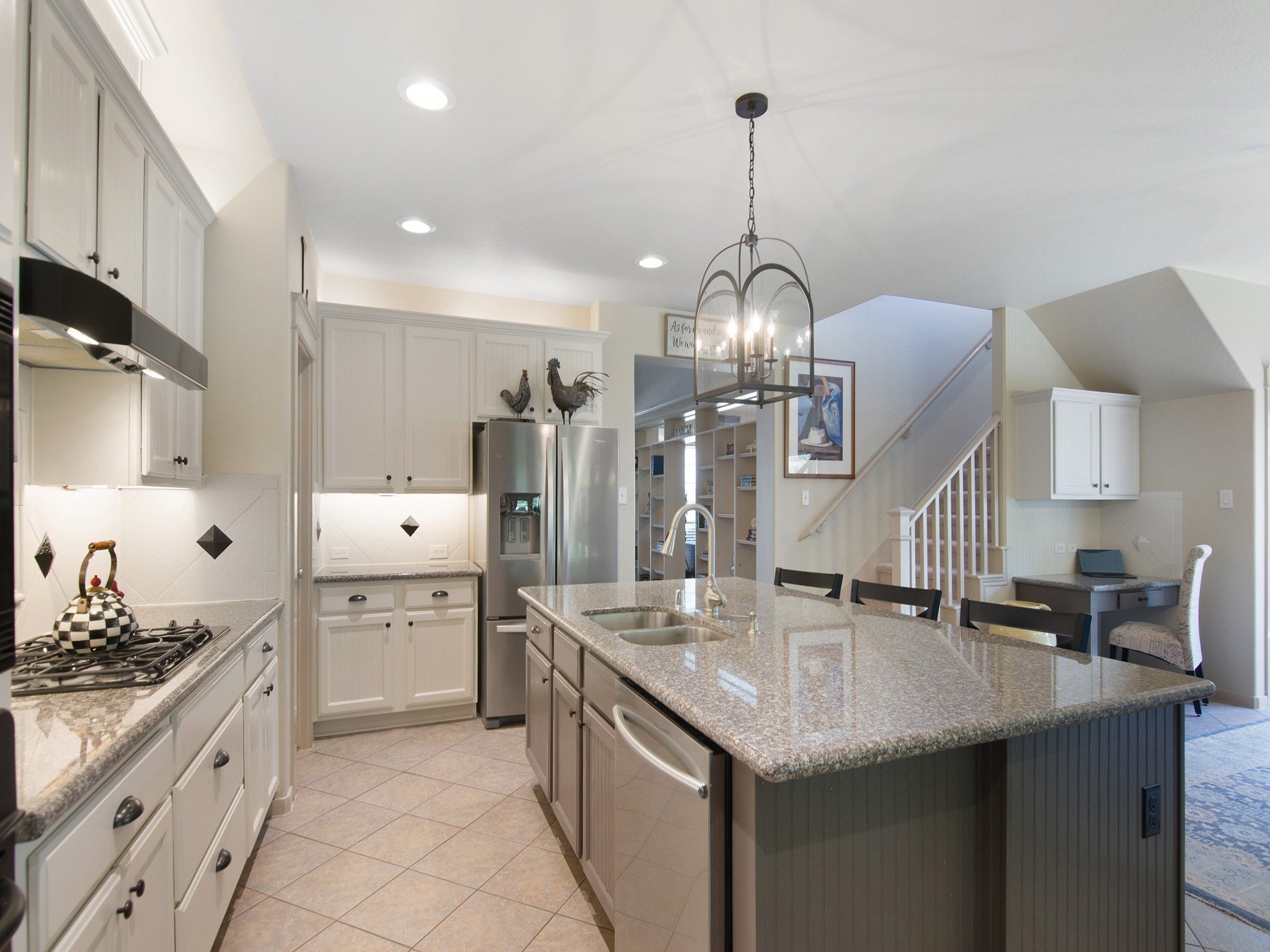Plenty of room for meal prep & entertaining.