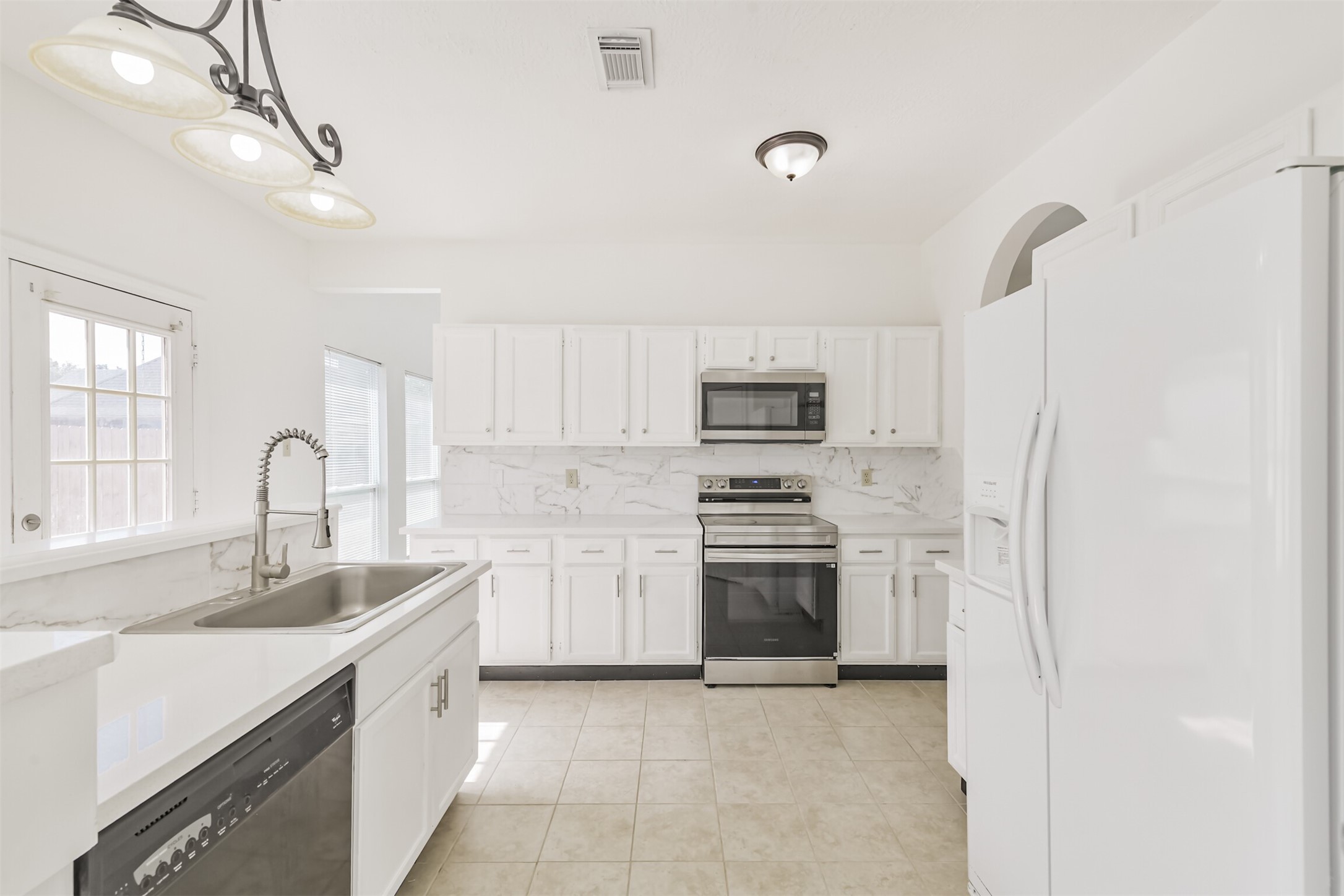 Newly Remodeled Kitchen
