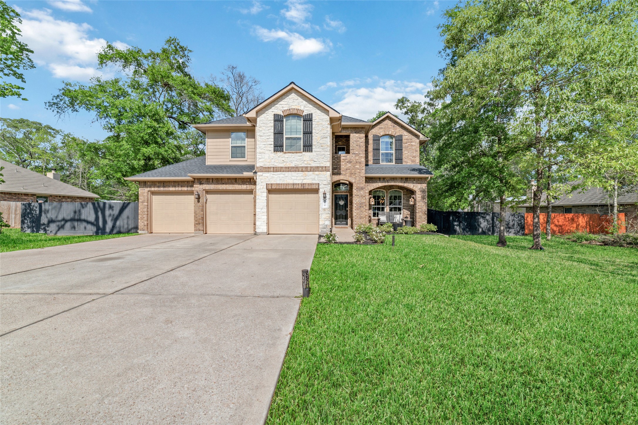 9239 Silver Back Trail, Conroe, TX 77303 9239 Silver Back Trail, Conroe, TX 77303