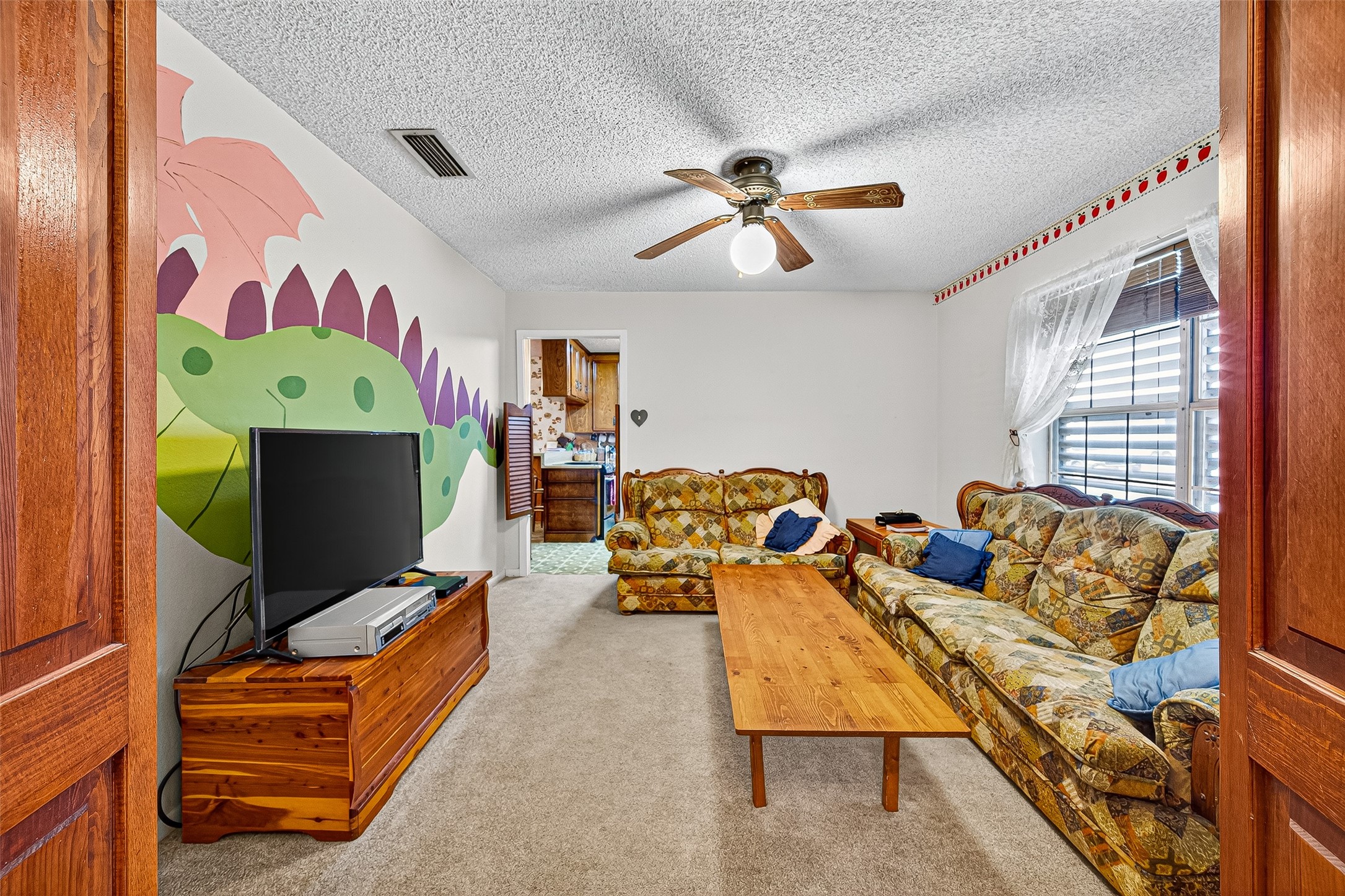 Pete's Dragon Room
