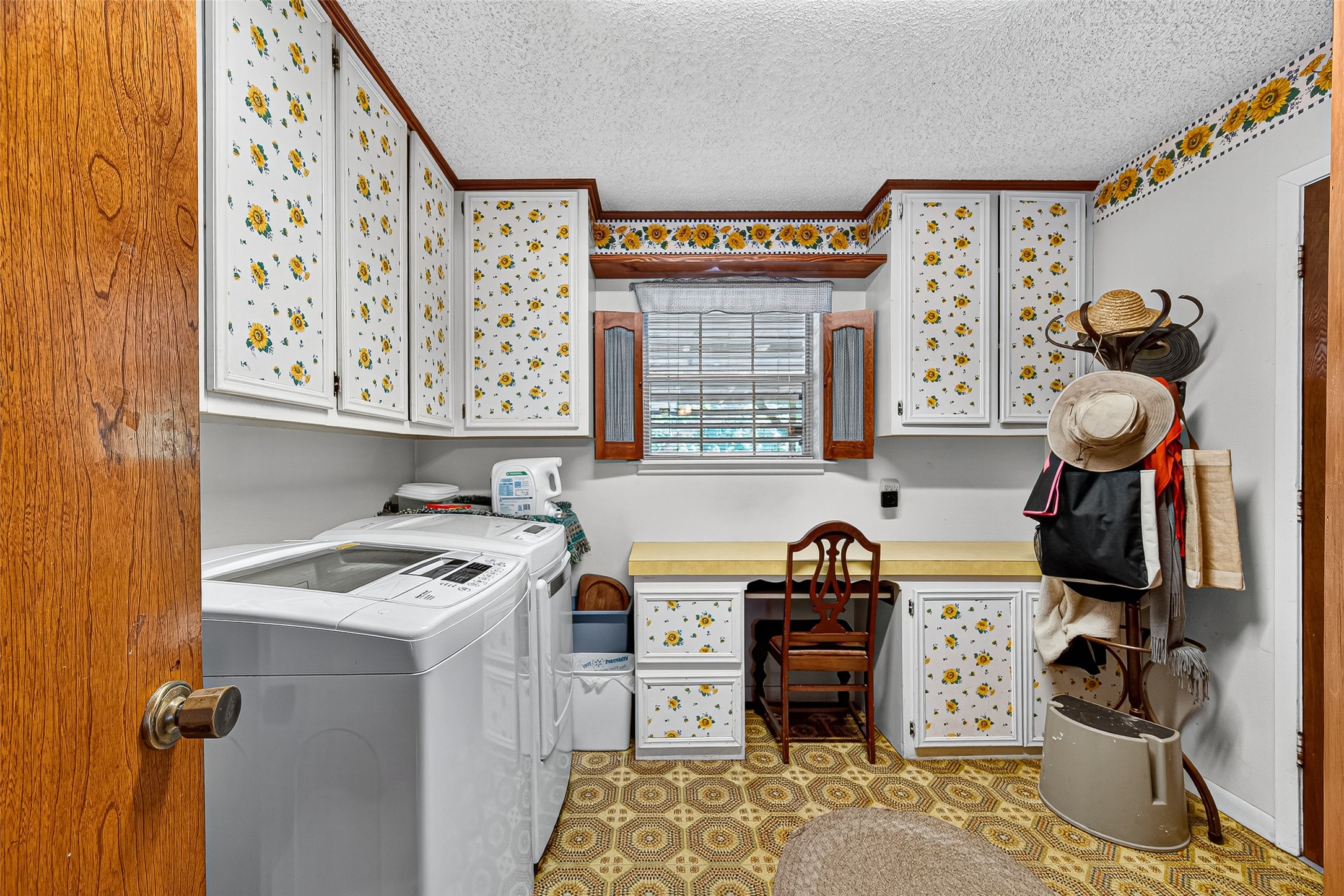 Utility Room from Breezeway
