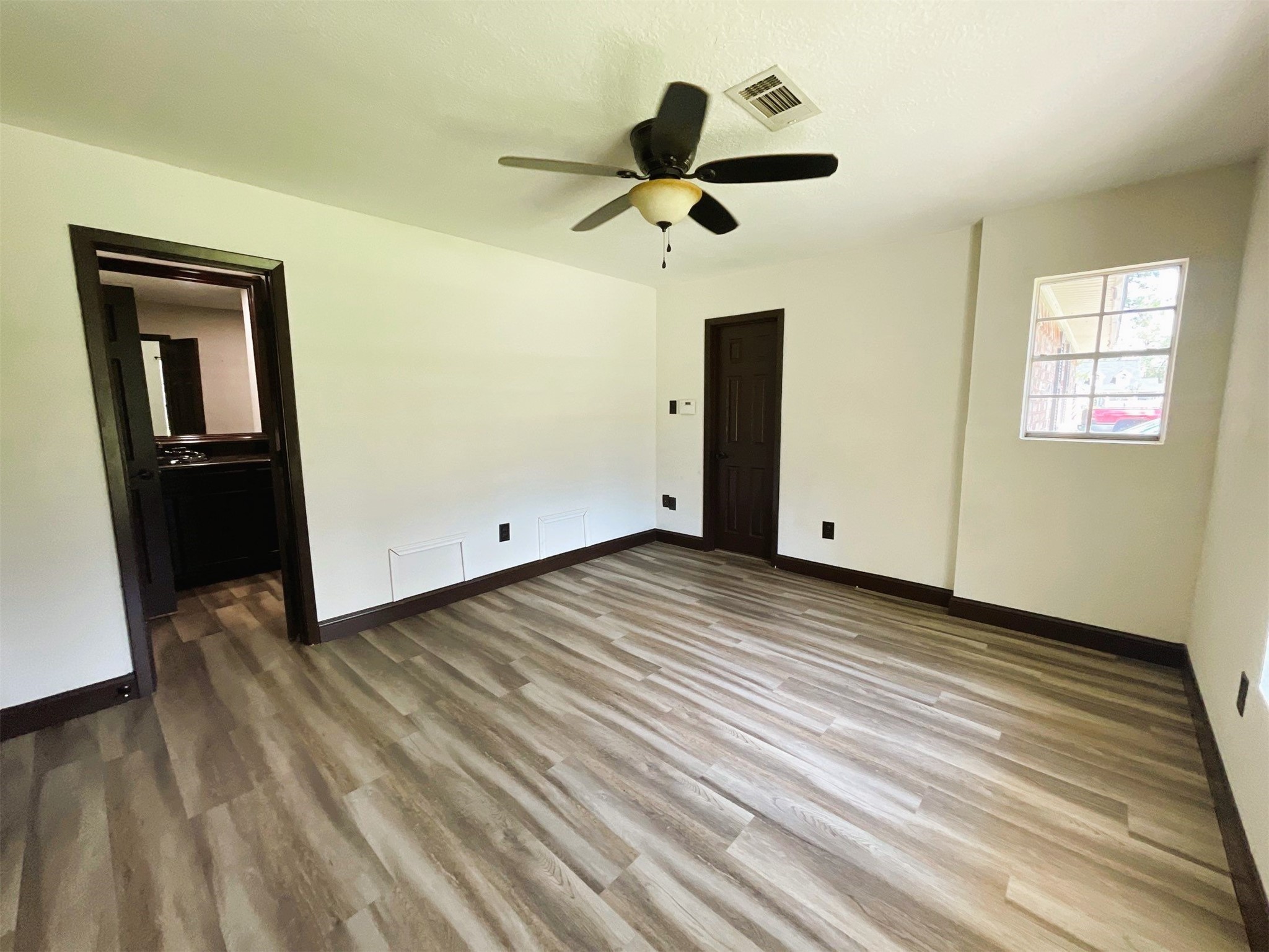 3112 Timber Lane, Dickinson, TX 77539