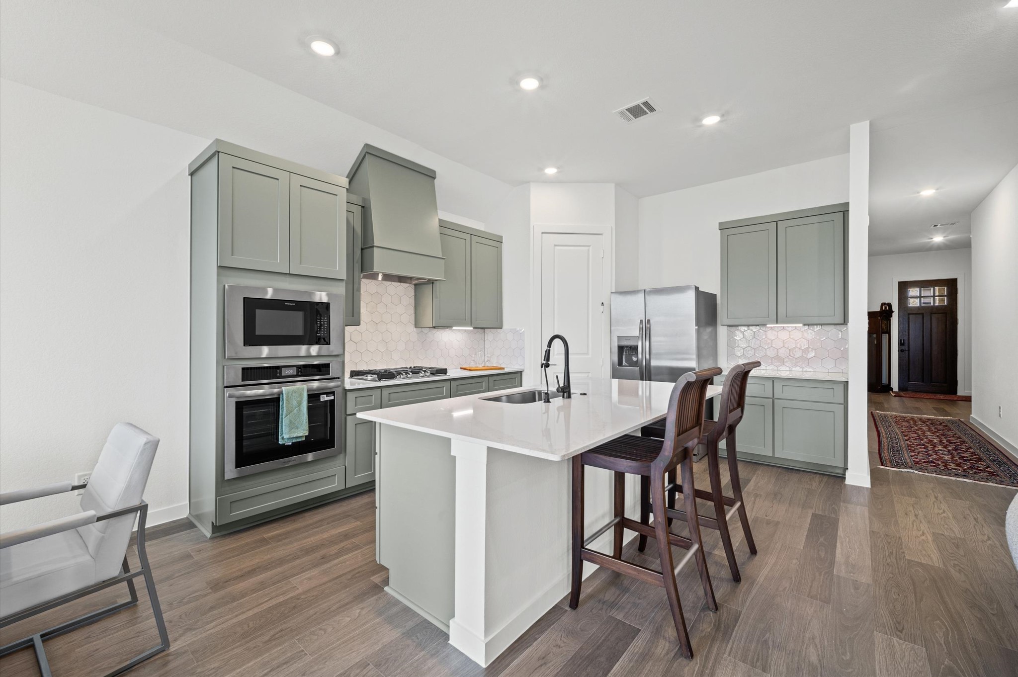 2307 Poseidon Street, League City, TX 77573