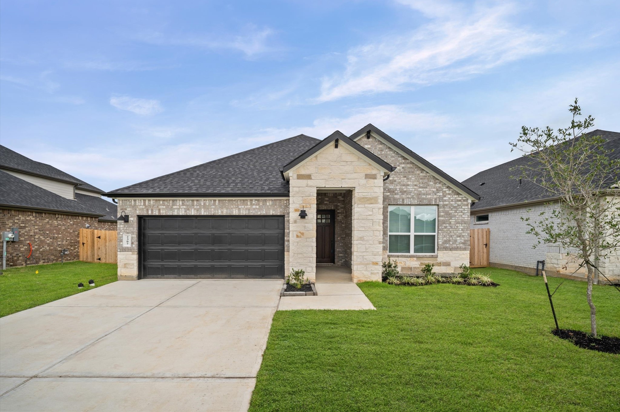 2307 Poseidon Street, League City, TX 77573