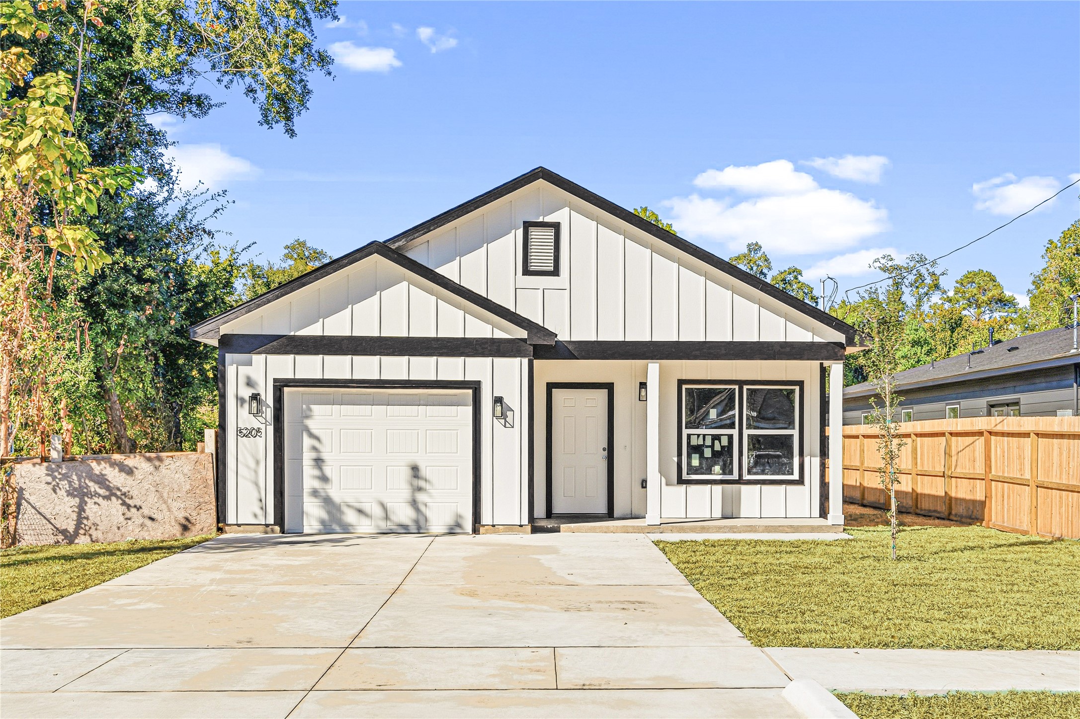 5205 Boicewood Street, Houston, TX 77016 5205 Boicewood Street, Houston, TX 77016