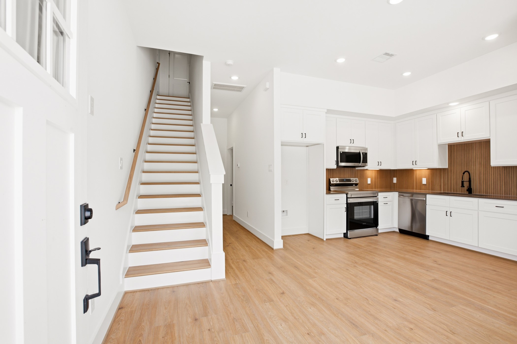 7843 Sunnyhill Street, #A-B, Houston, TX 77088