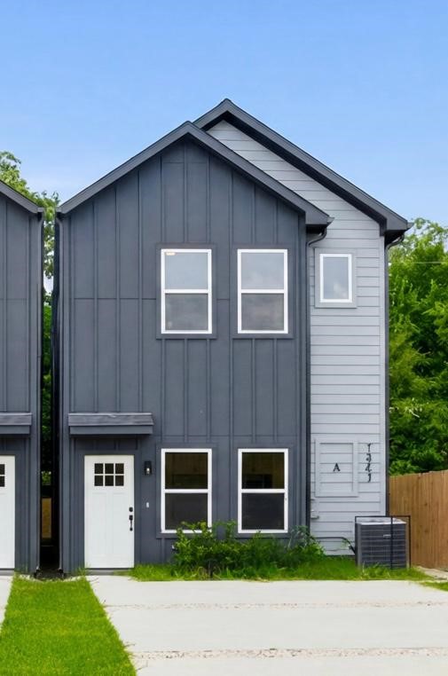 7843 Sunnyhill Street, #A-B, Houston, TX 77088