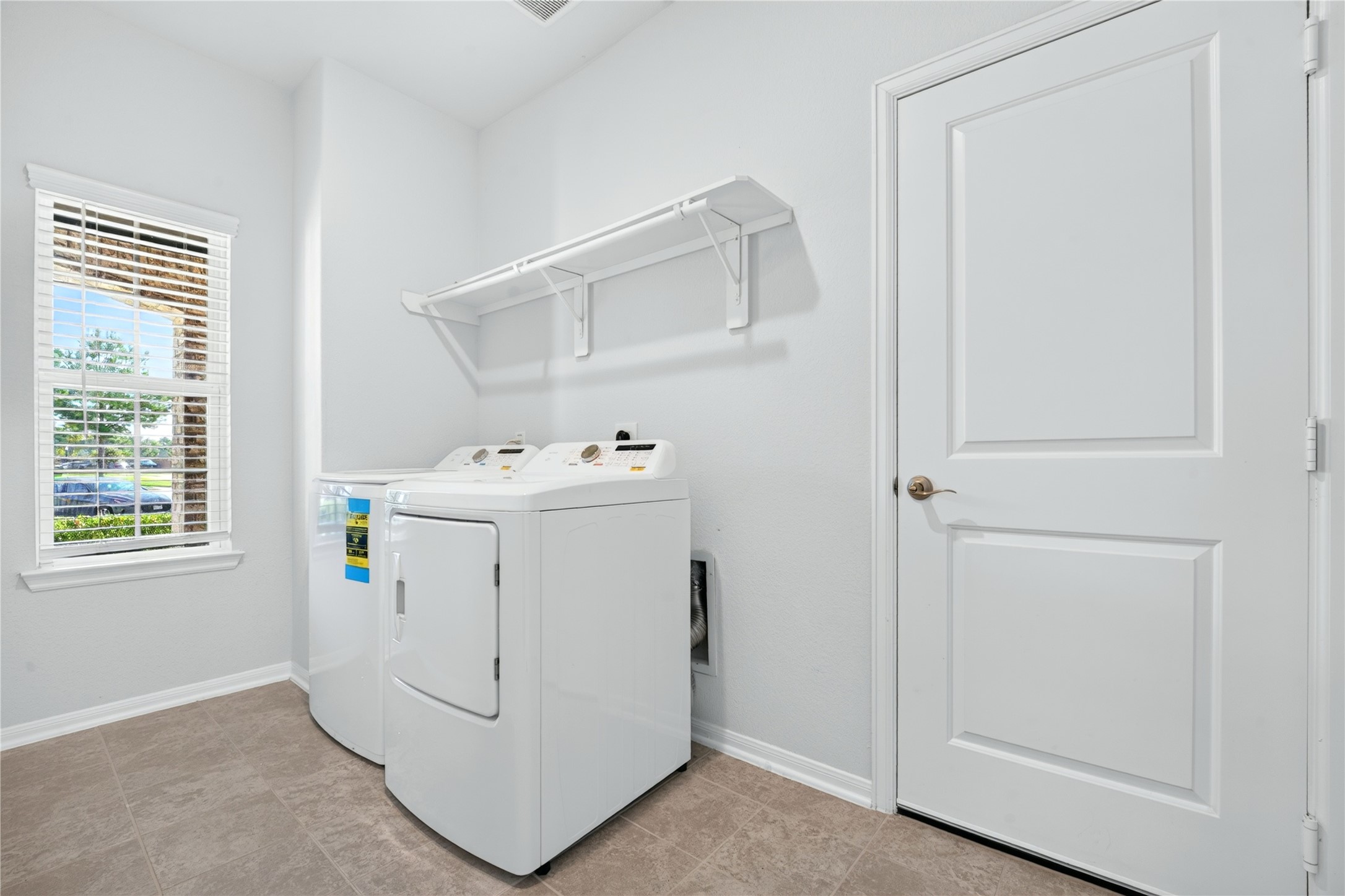 2129 Solstice Boulevard, Spring, TX 77386