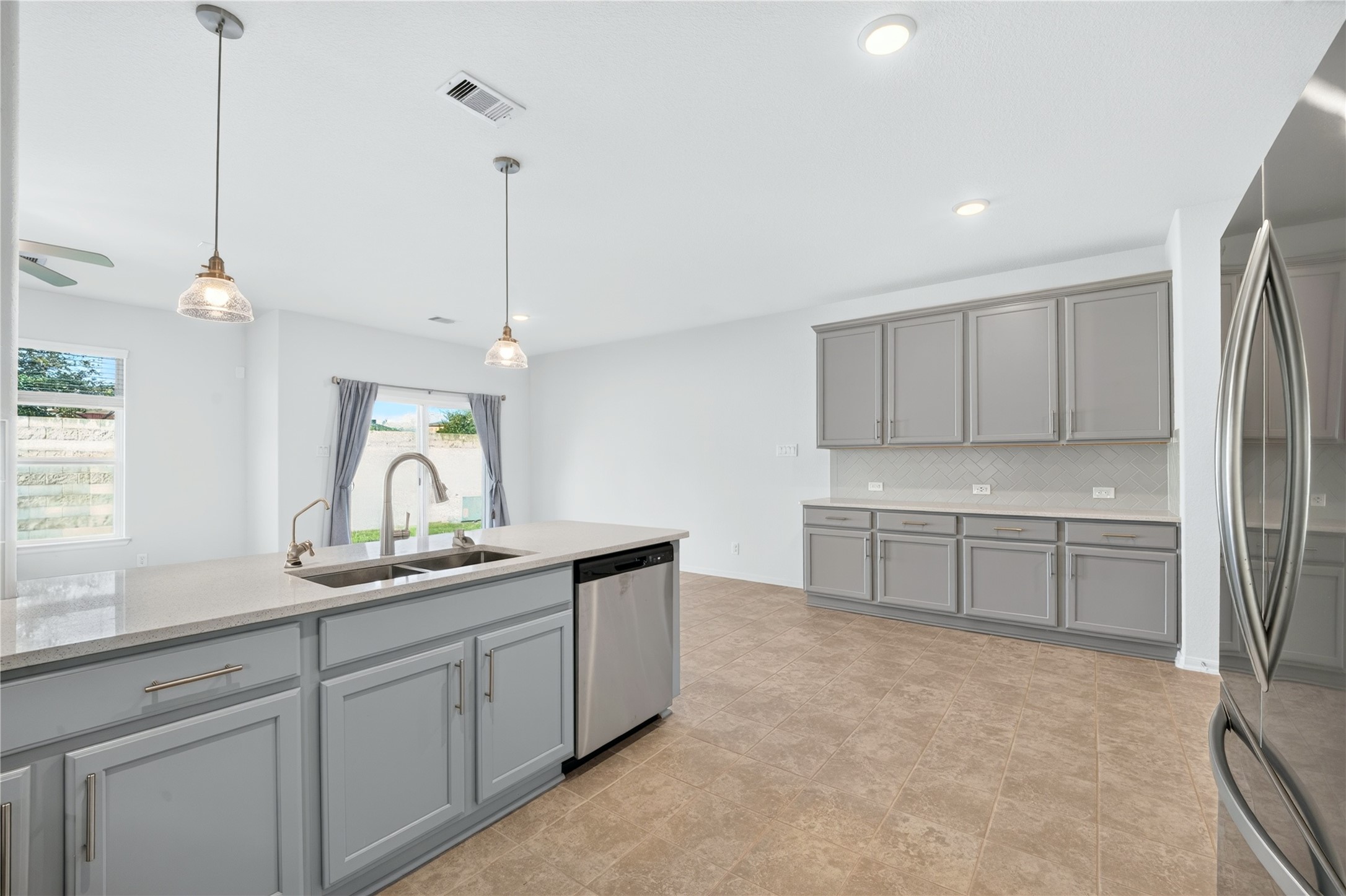 2129 Solstice Boulevard, Spring, TX 77386