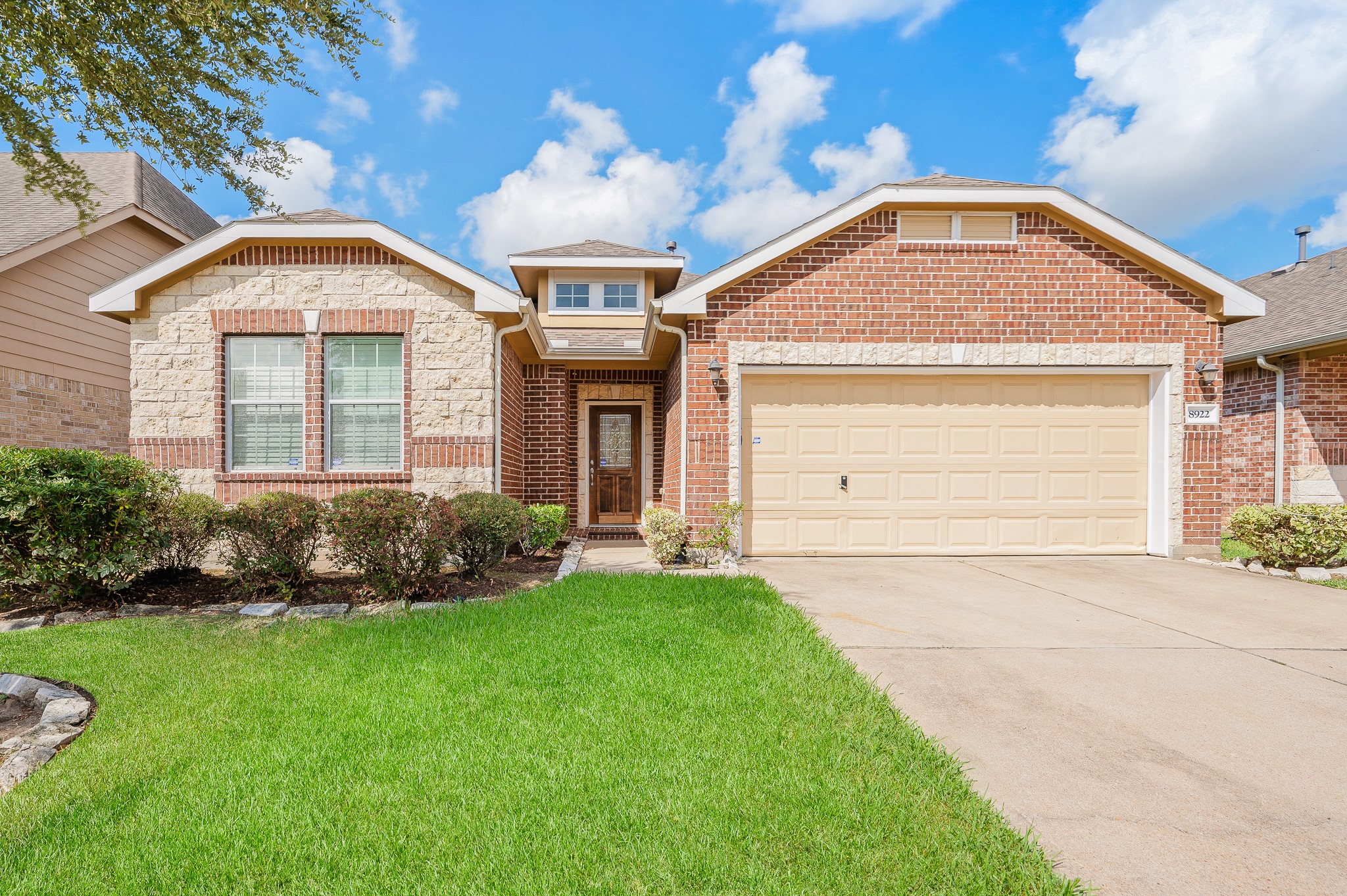 8922 Cedar Mound Lane, Houston, TX 77083 8922 Cedar Mound Lane, Houston, TX 77083