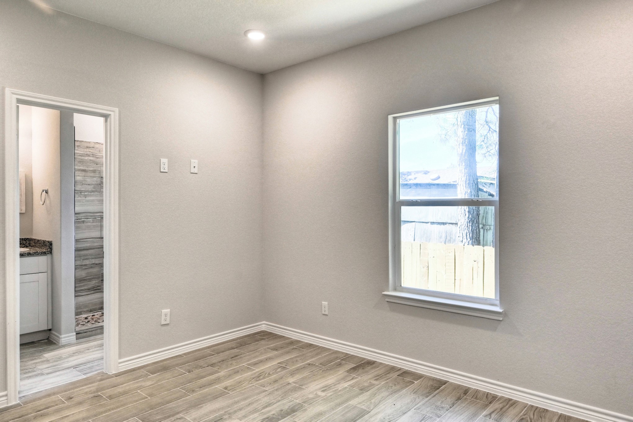 9822 ARBOR OAKS, Willis, TX 77318