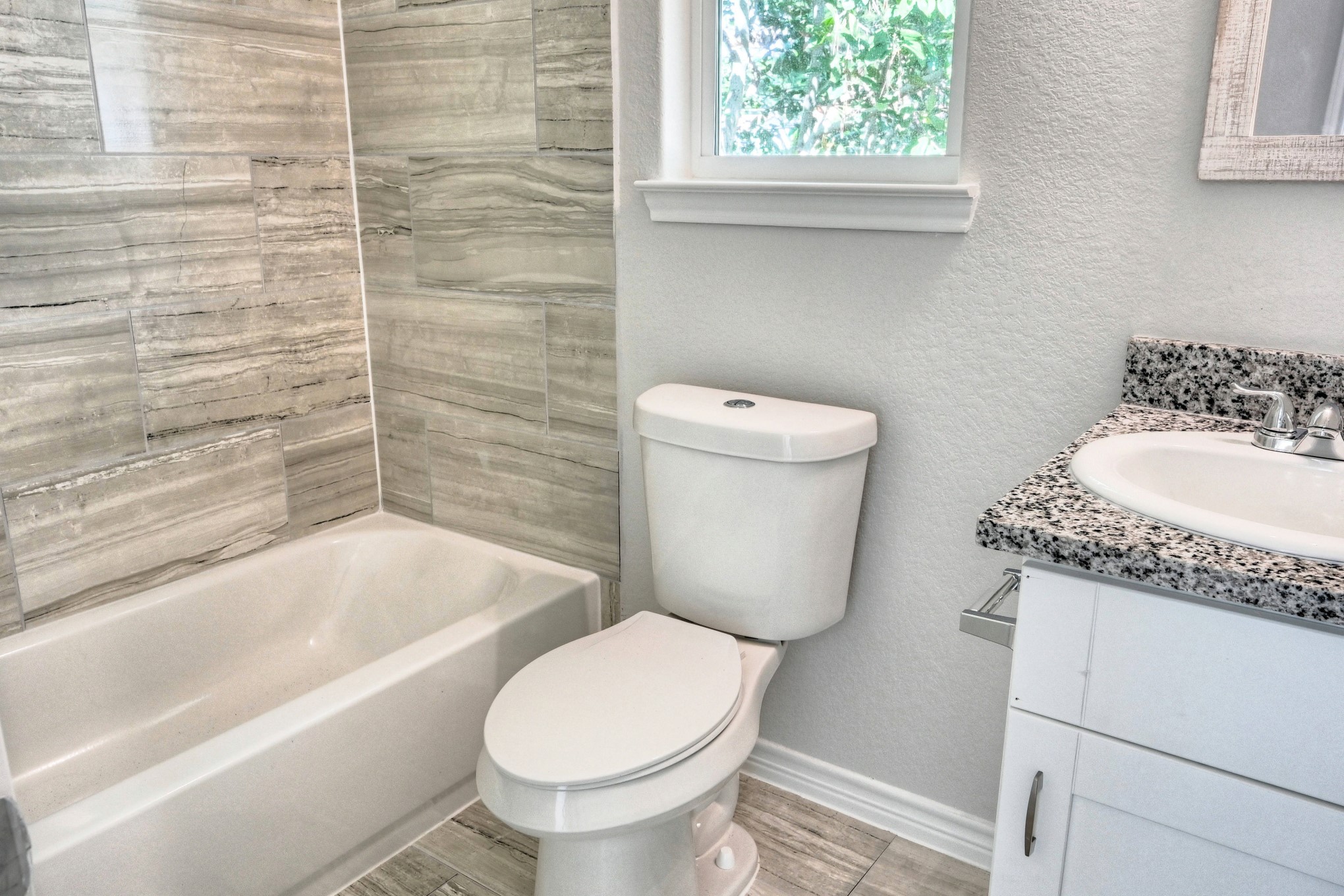 9822 ARBOR OAKS, Willis, TX 77318