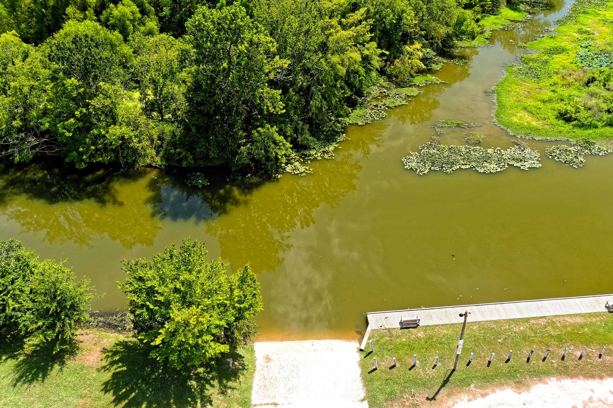 9822 ARBOR OAKS, Willis, TX 77318