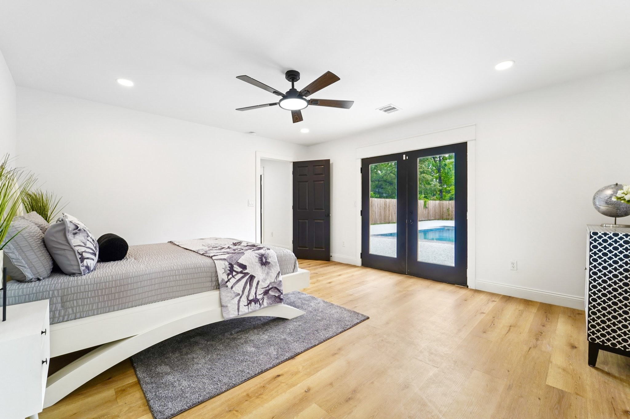 Primary Bedroom 1 (Down) with/ Pool Access
