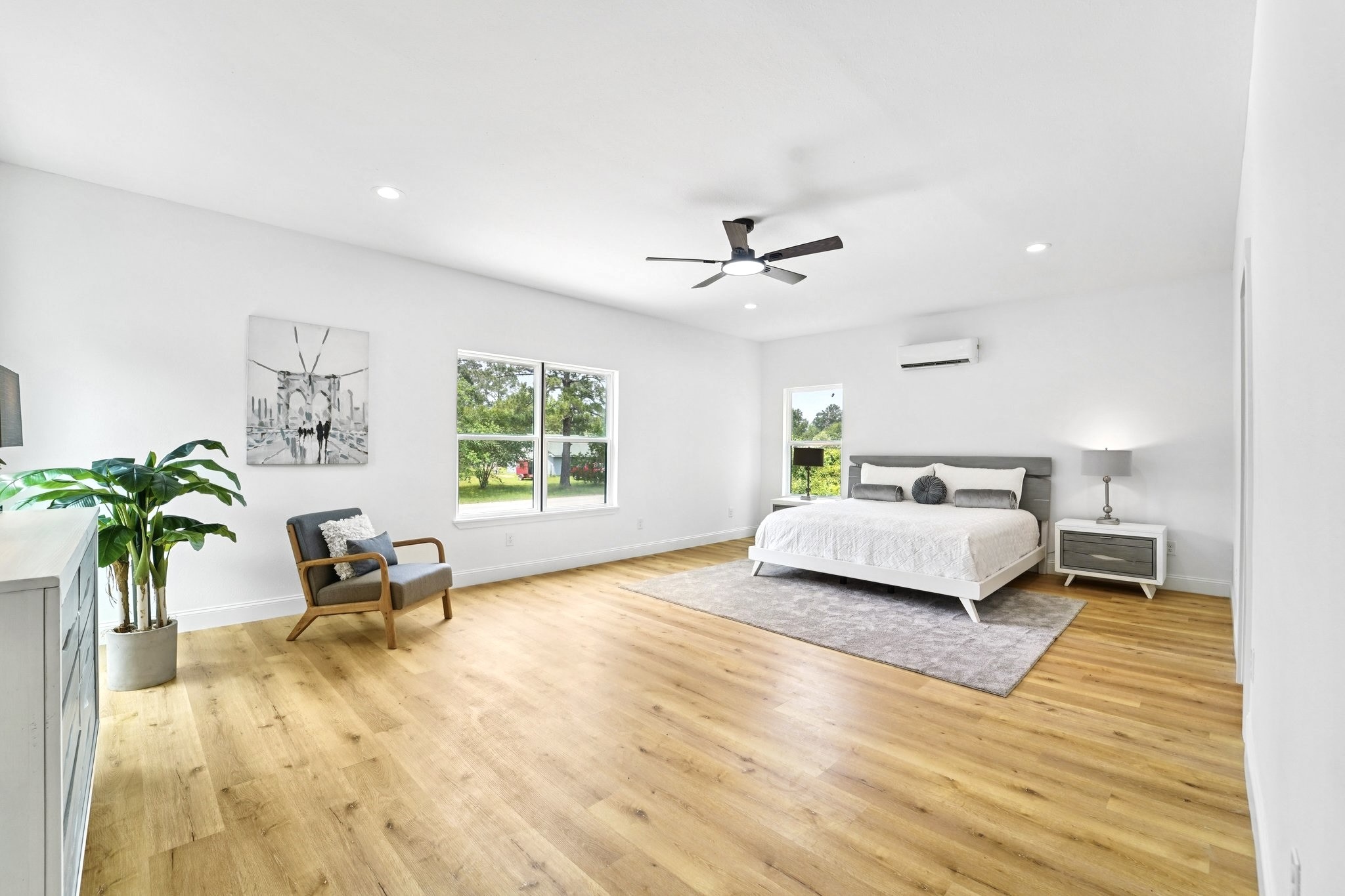 Primary Bedroom 2 (Up)