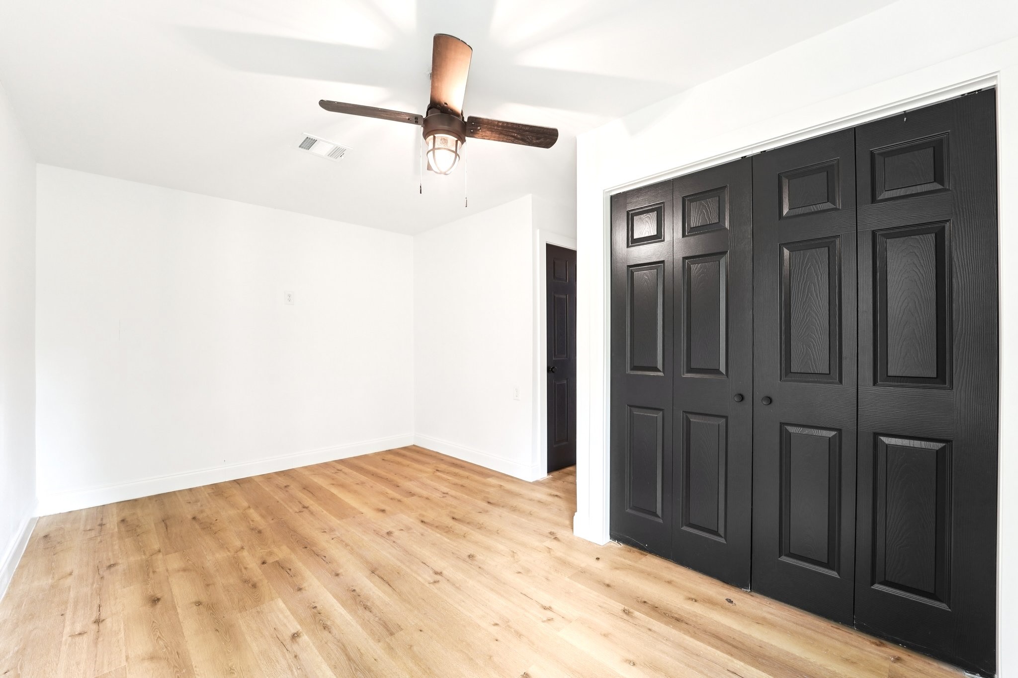 Bedroom 1 (Down)