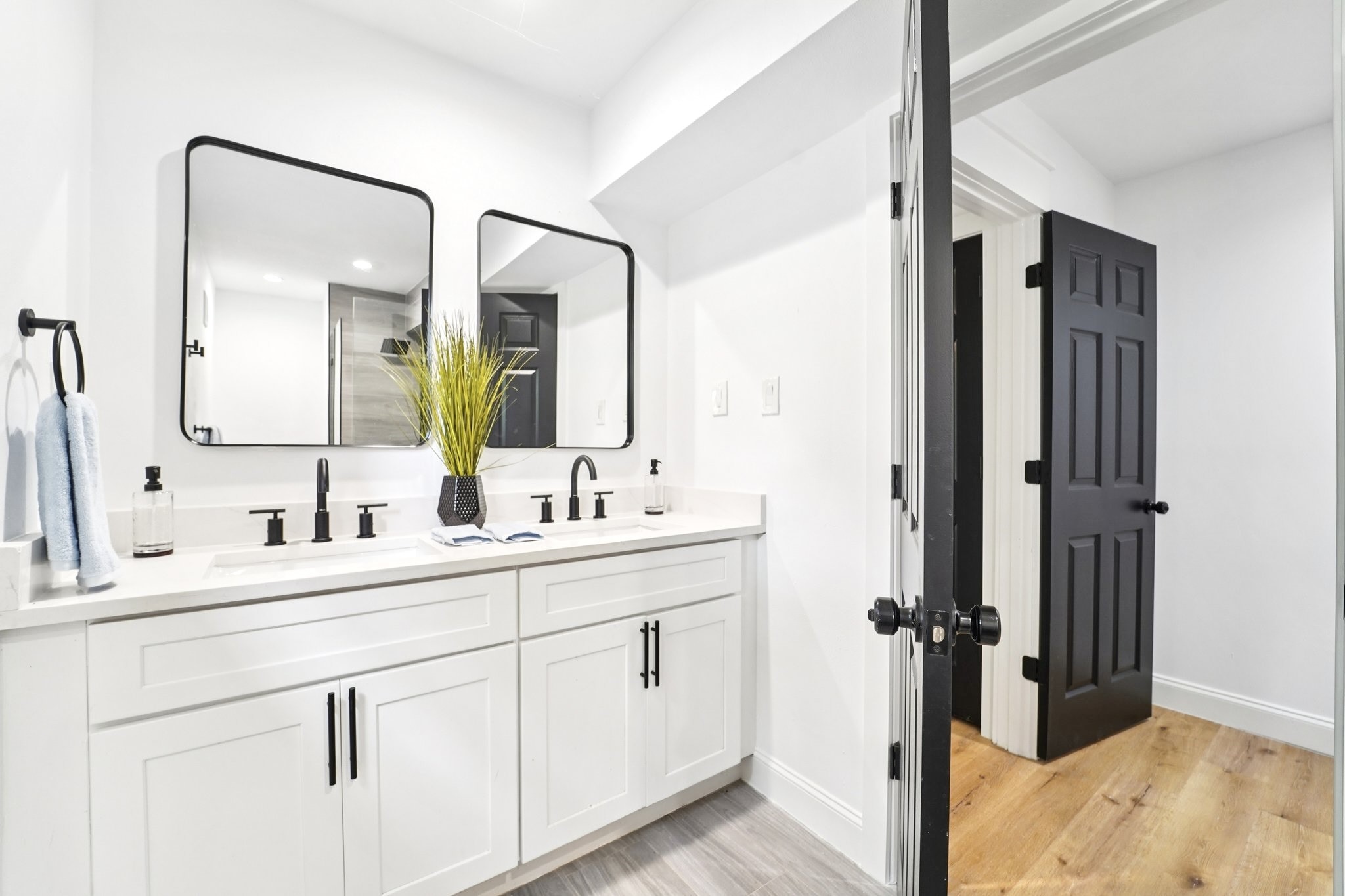 Designer Hallway Bath w/ Double Vanities