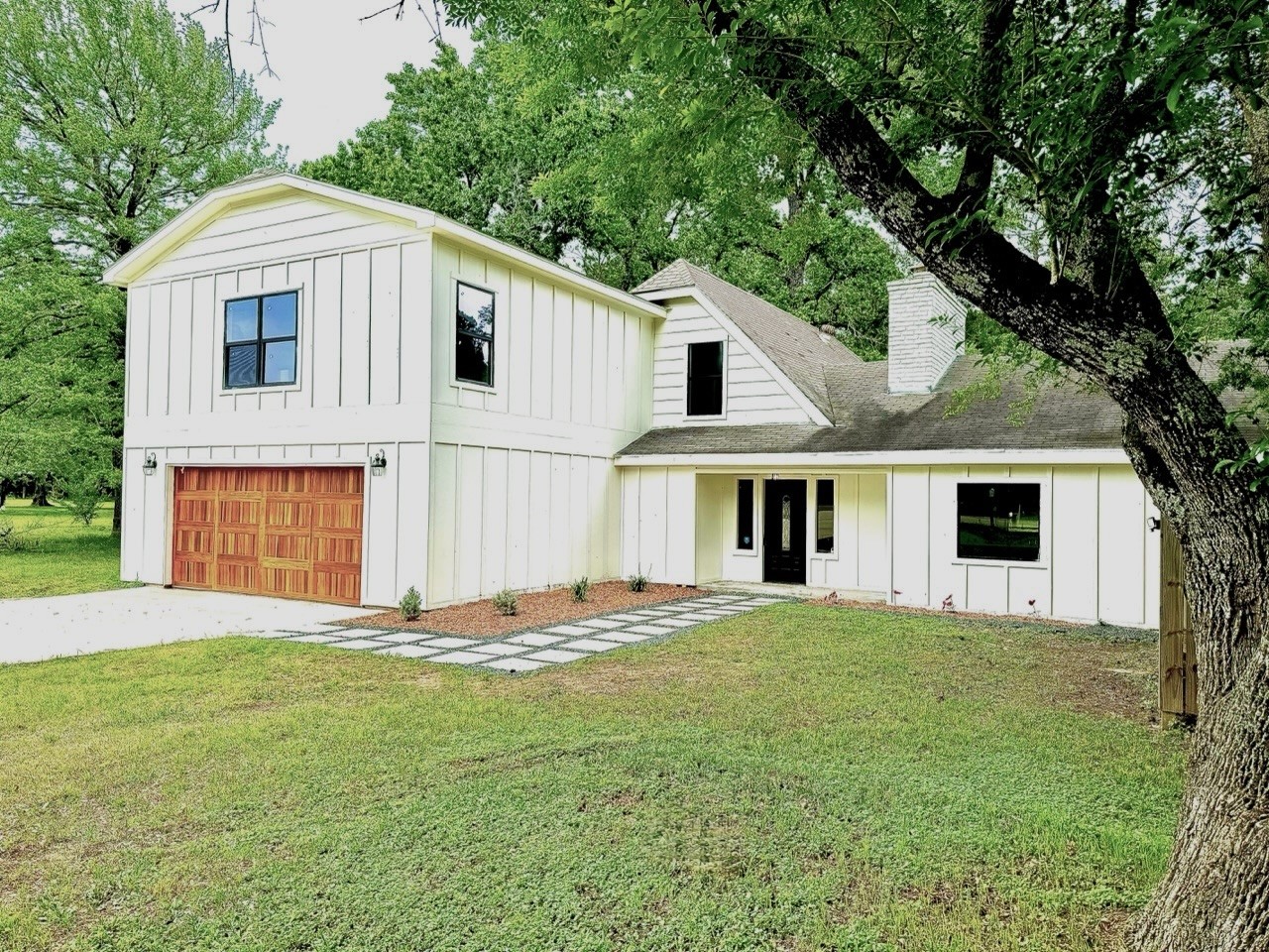 32606 Glenda Drive, Magnolia, TX 77354