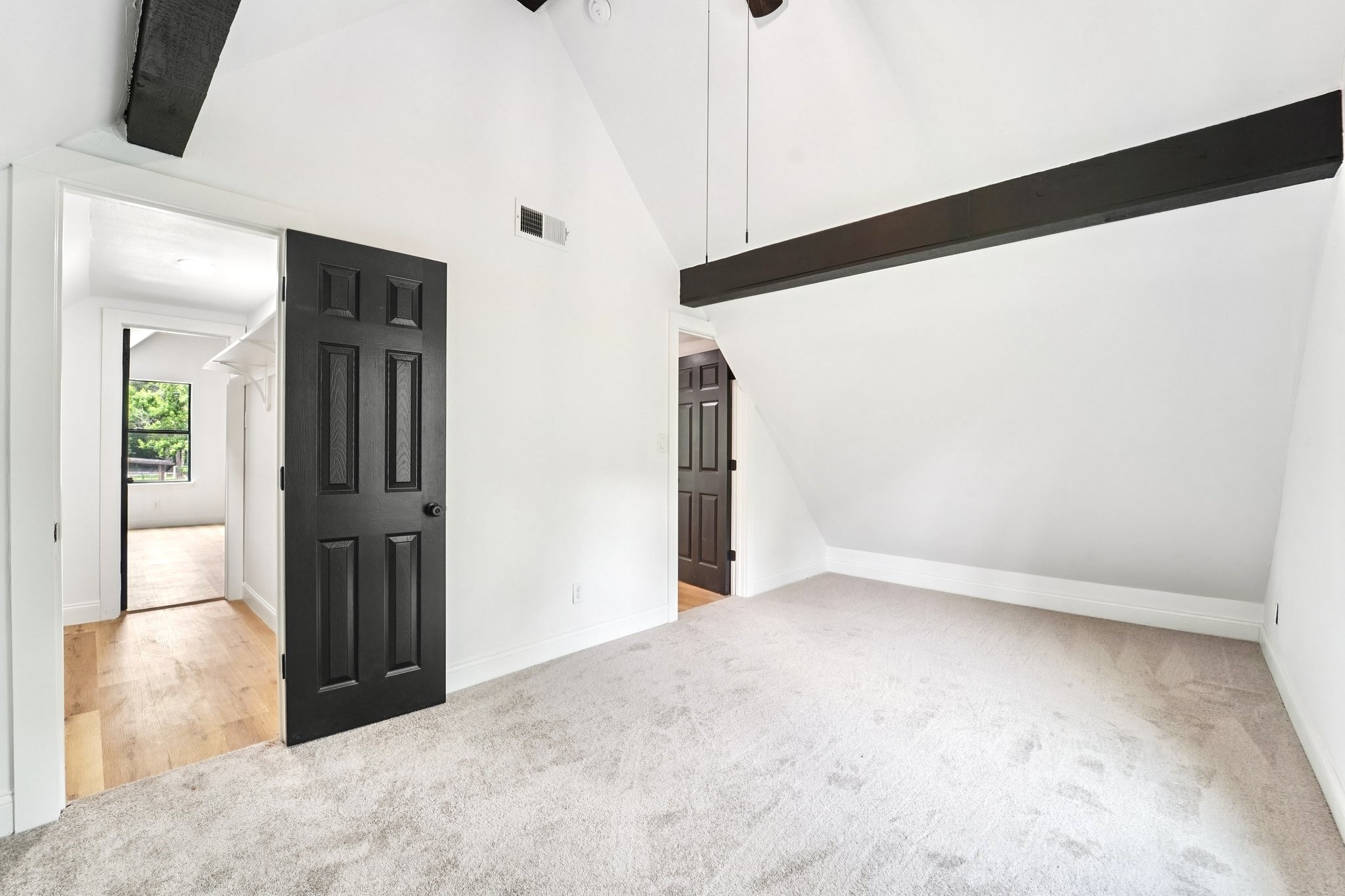 Bedroom 5 w/ Walk-In Closet