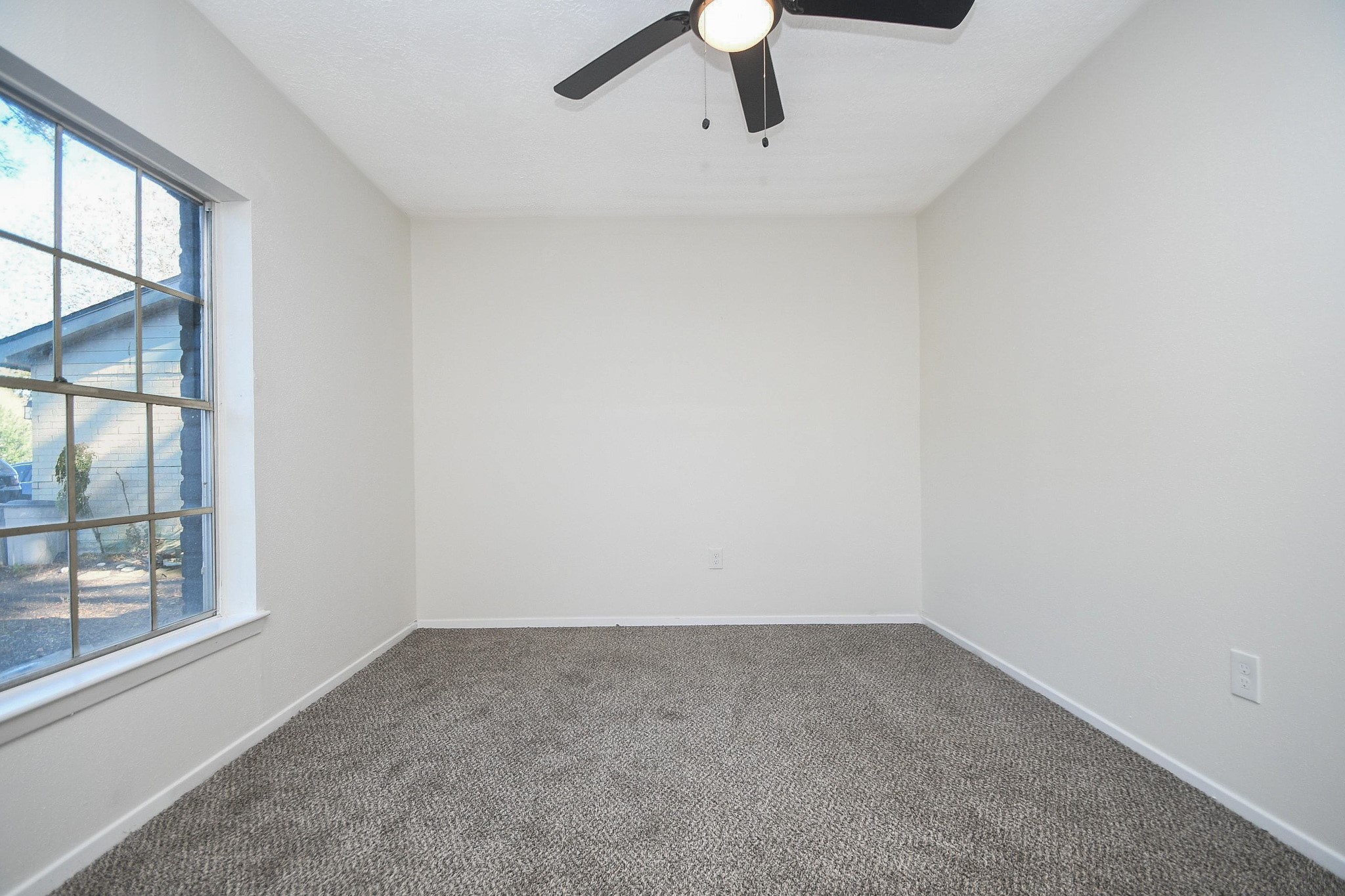 16118 Bougainvilla Lane, Friendswood, TX 77546