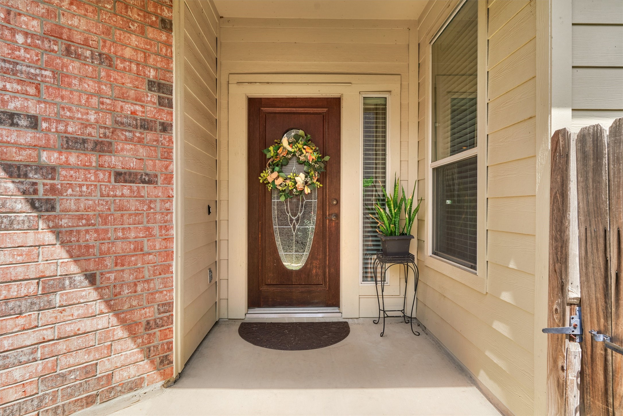 16 Marina Way, Montgomery, TX 77356