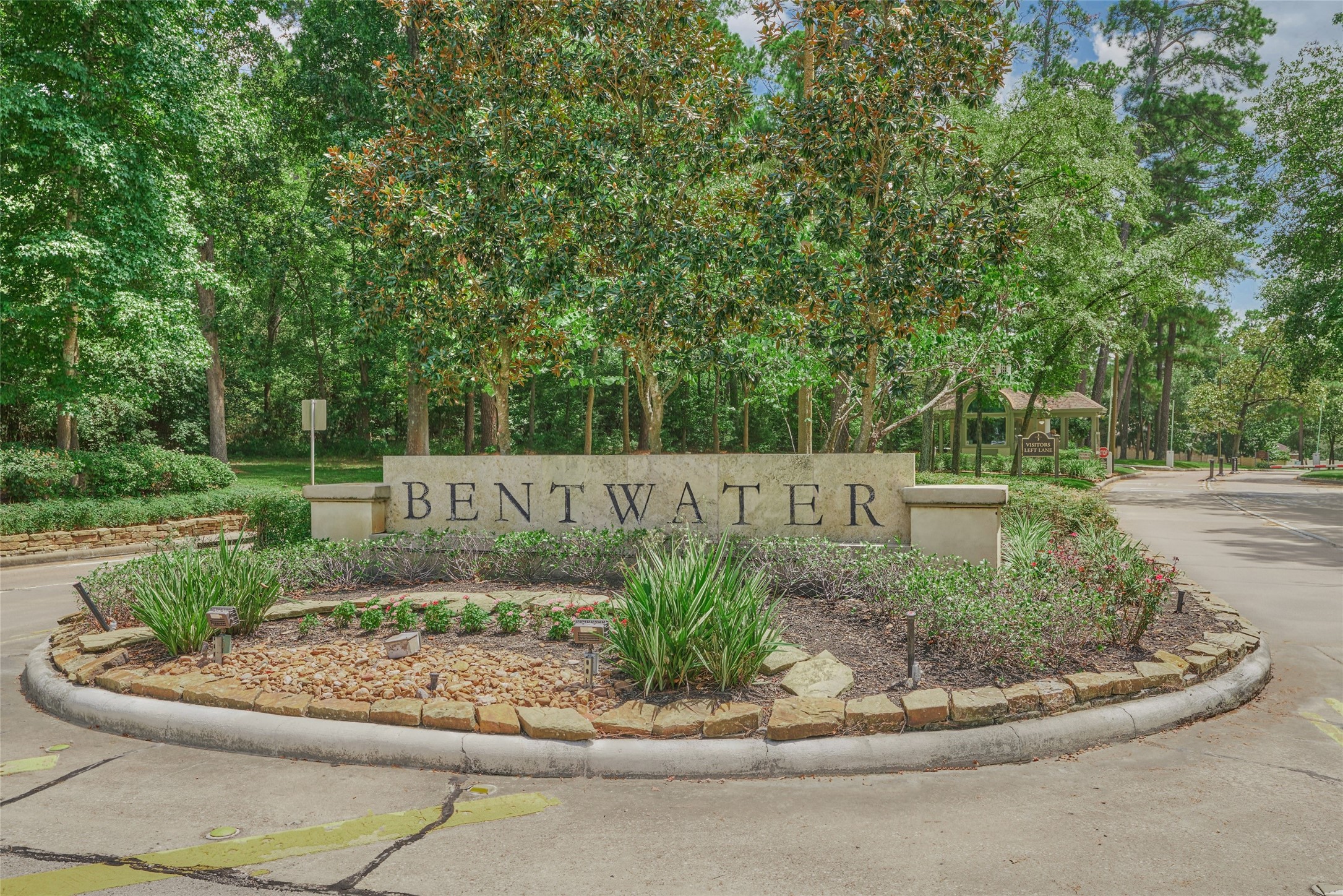 16 Marina Way, Montgomery, TX 77356