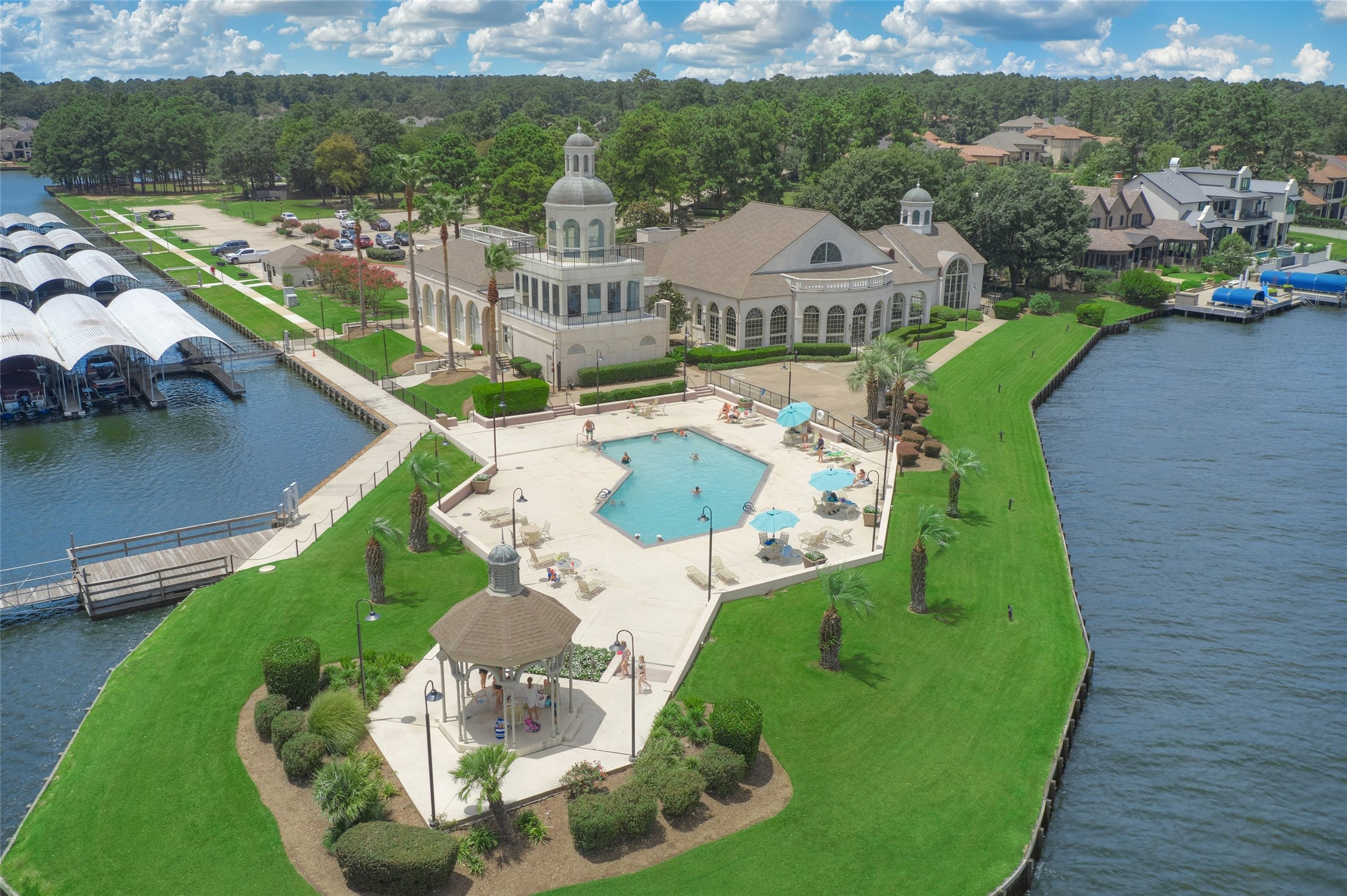 16 Marina Way, Montgomery, TX 77356