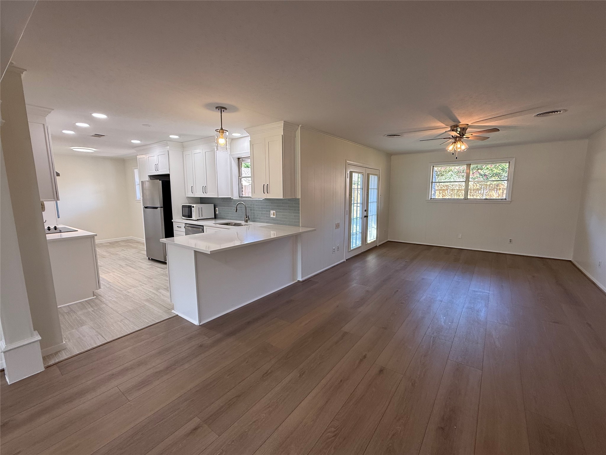 10410 Barwood Drive, Houston, TX 77043