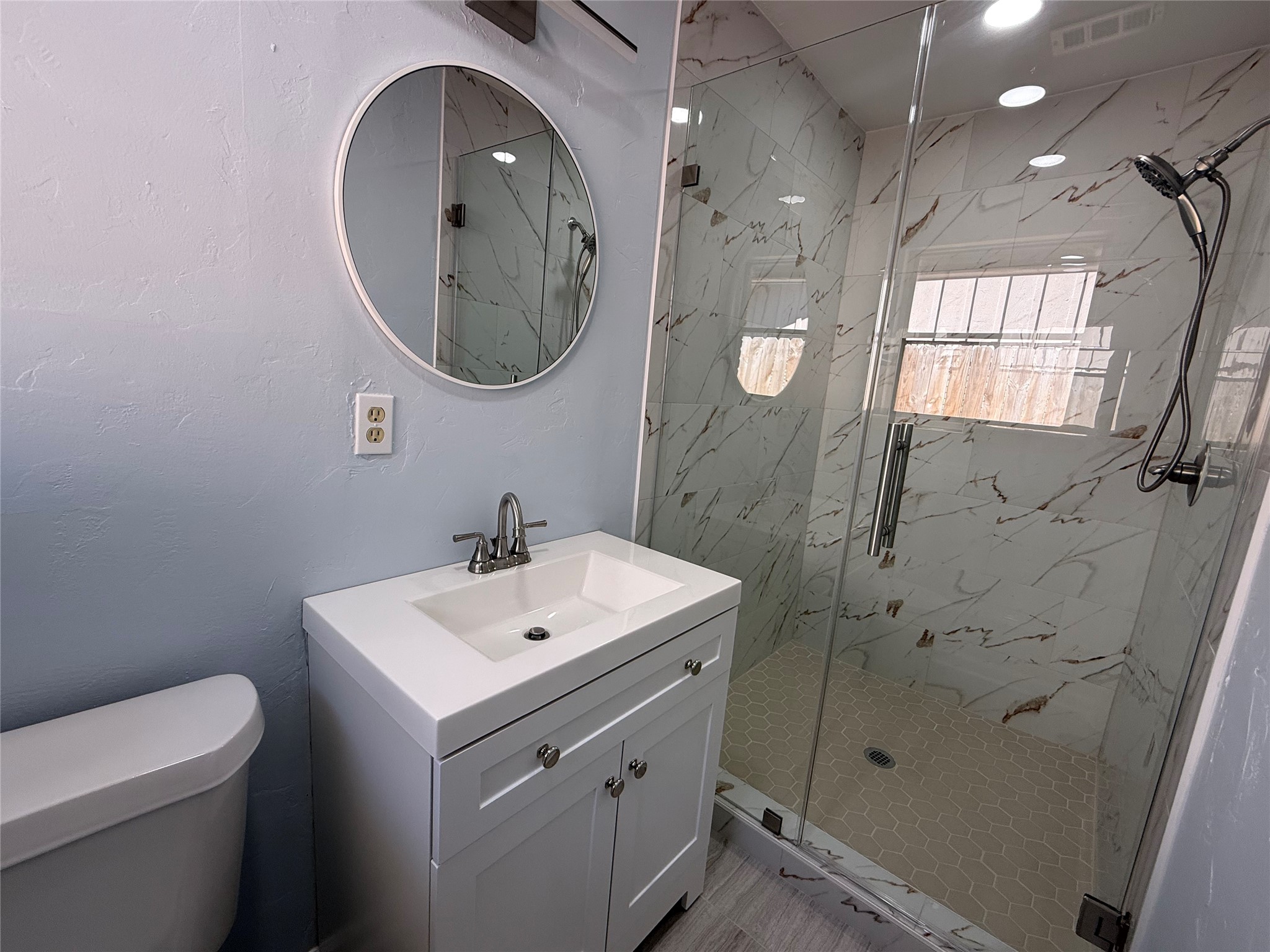 10410 Barwood Drive, Houston, TX 77043
