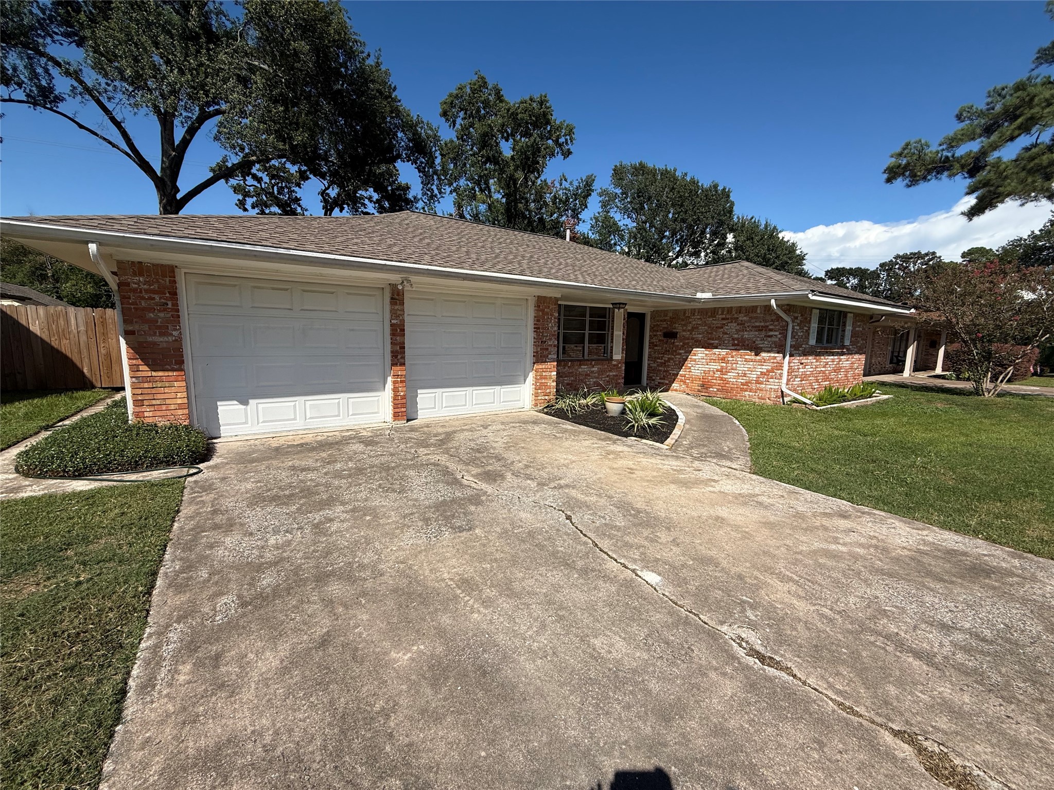 10410 Barwood Drive, Houston, TX 77043