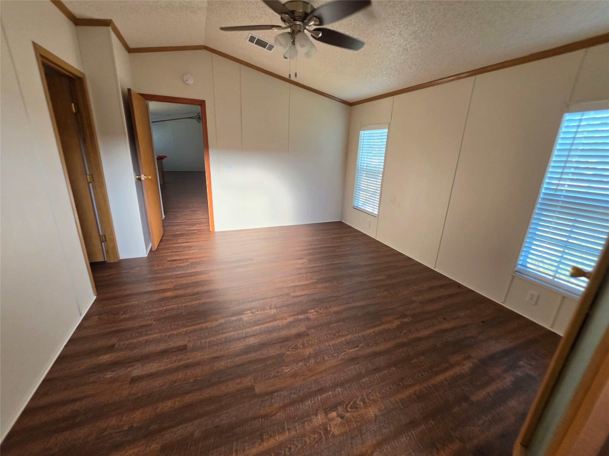 7304 Brazos Street, Rosharon, TX 77583