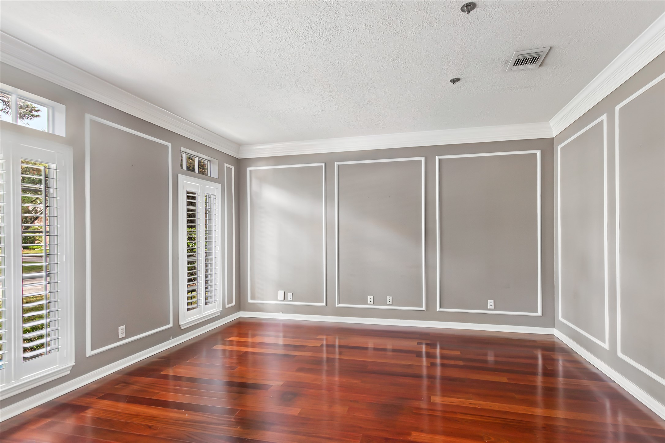2403 Kings Lodge Drive, Houston, TX 77345