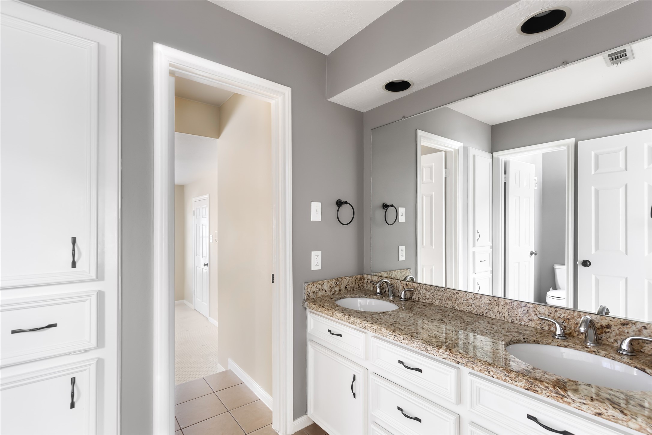 2403 Kings Lodge Drive, Houston, TX 77345