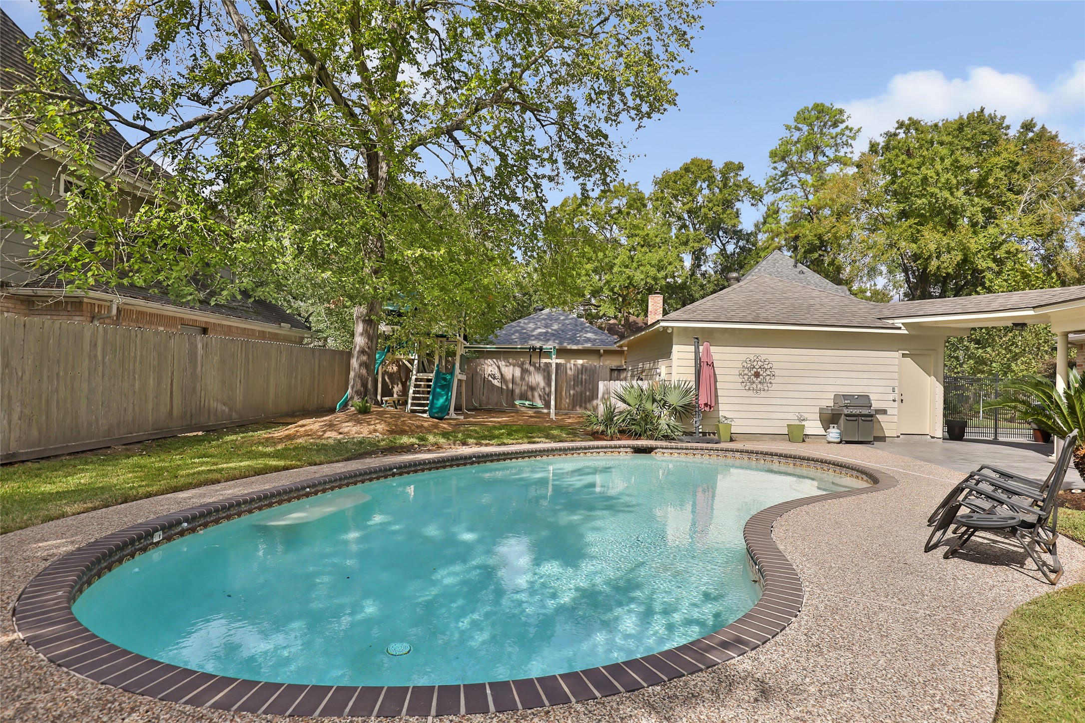 2403 Kings Lodge Drive, Houston, TX 77345