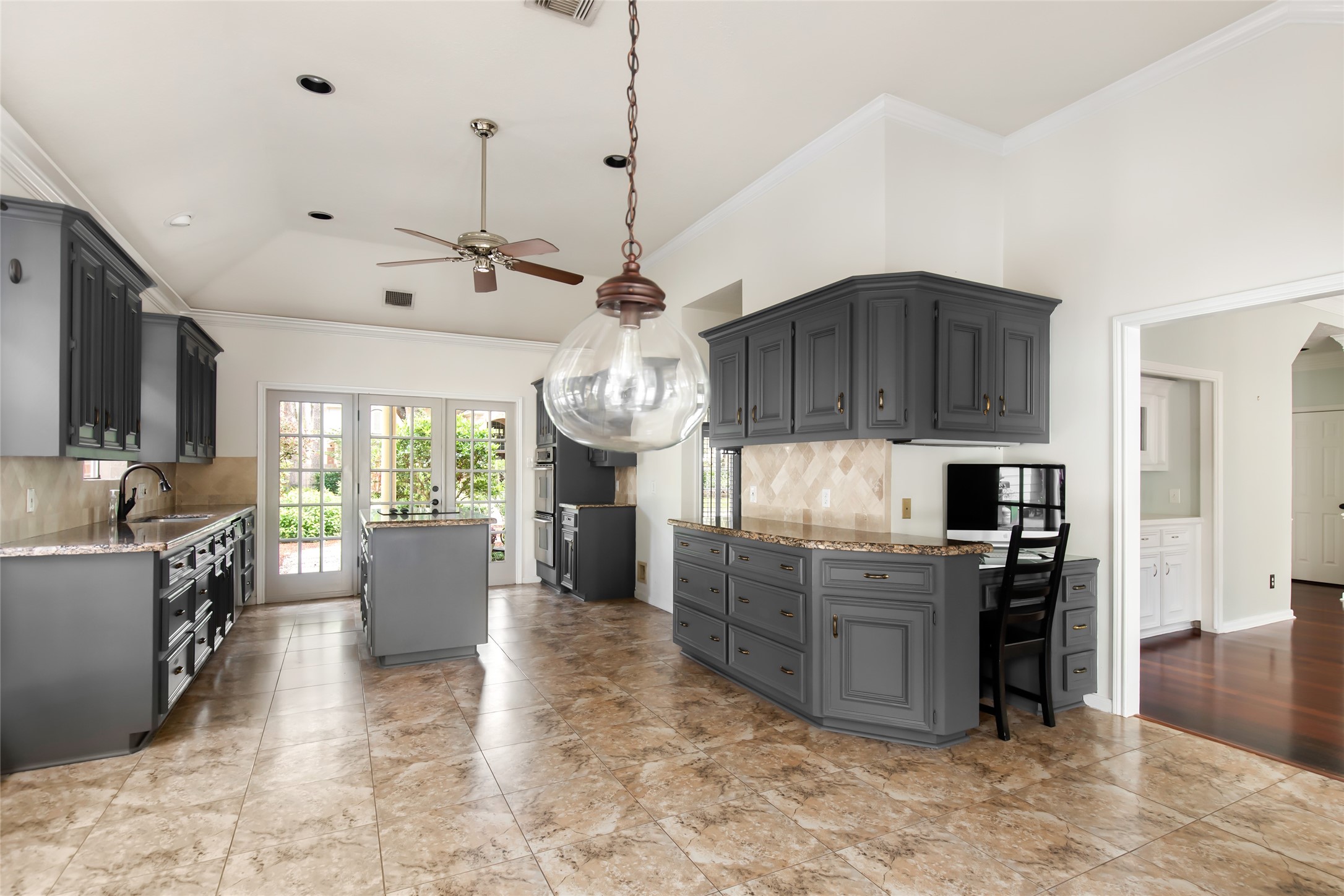 2403 Kings Lodge Drive, Houston, TX 77345
