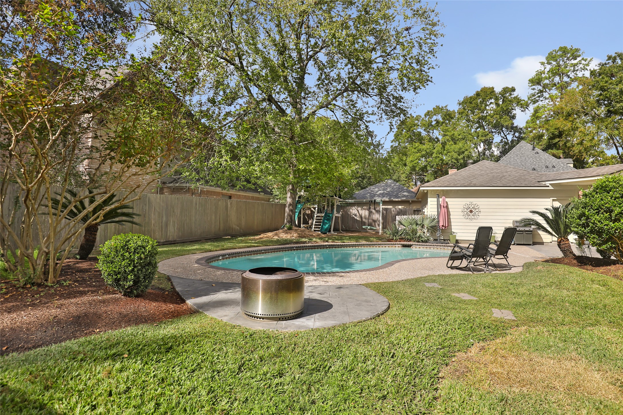2403 Kings Lodge Drive, Houston, TX 77345