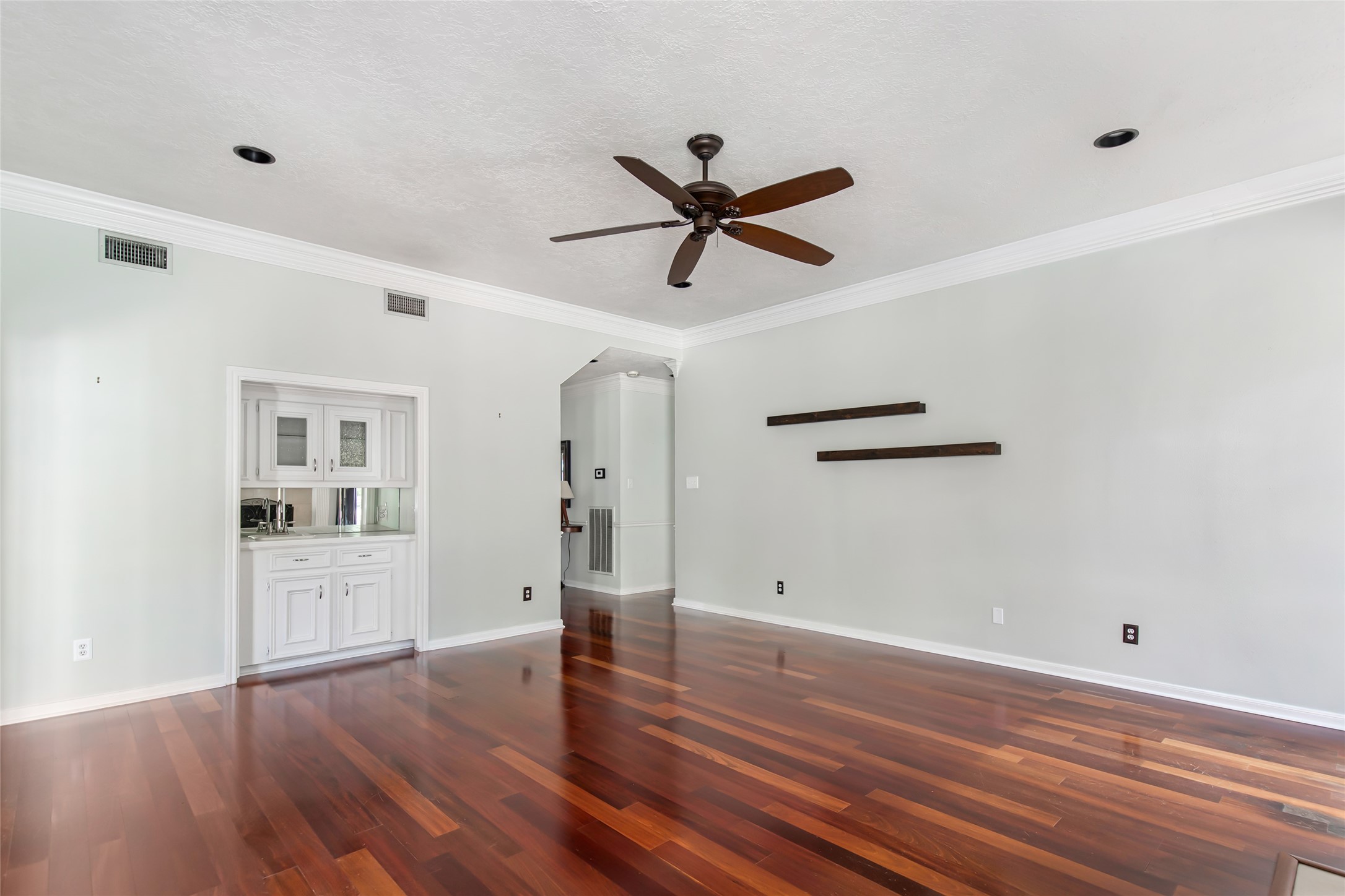 2403 Kings Lodge Drive, Houston, TX 77345