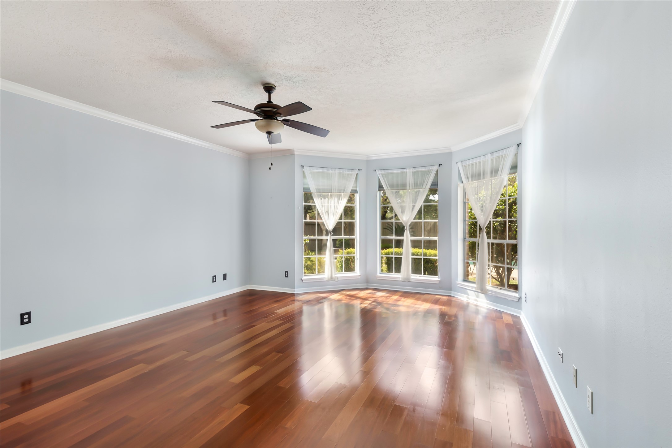 2403 Kings Lodge Drive, Houston, TX 77345