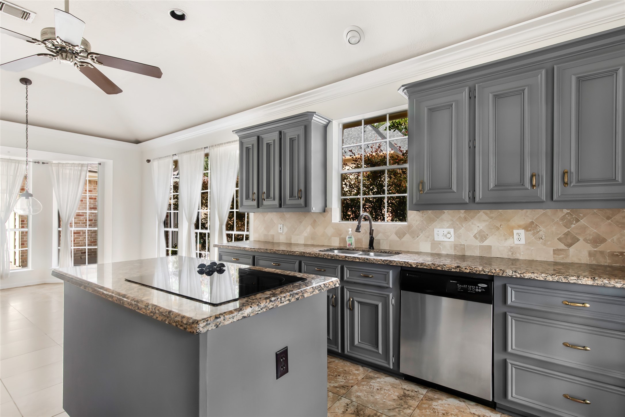 2403 Kings Lodge Drive, Houston, TX 77345
