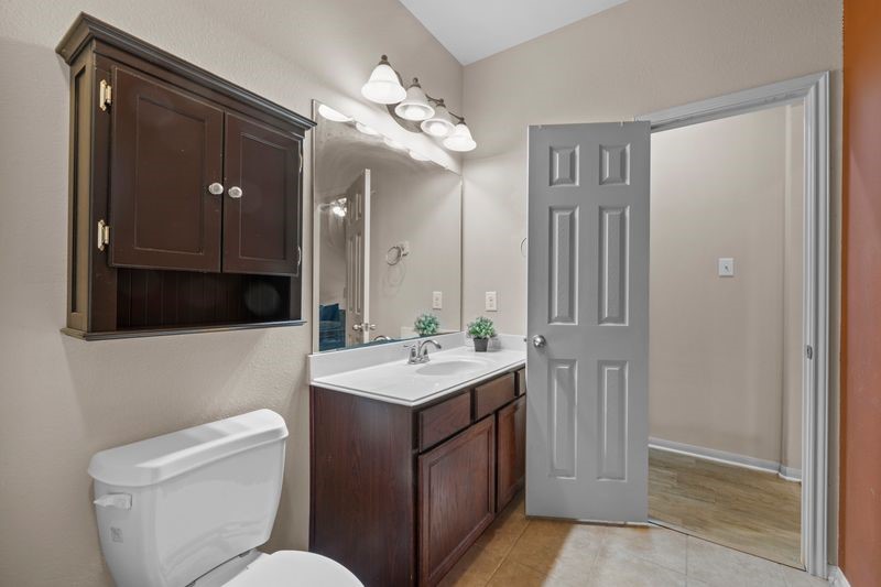 12610 Redbud Villa Lane, Houston, TX 77086