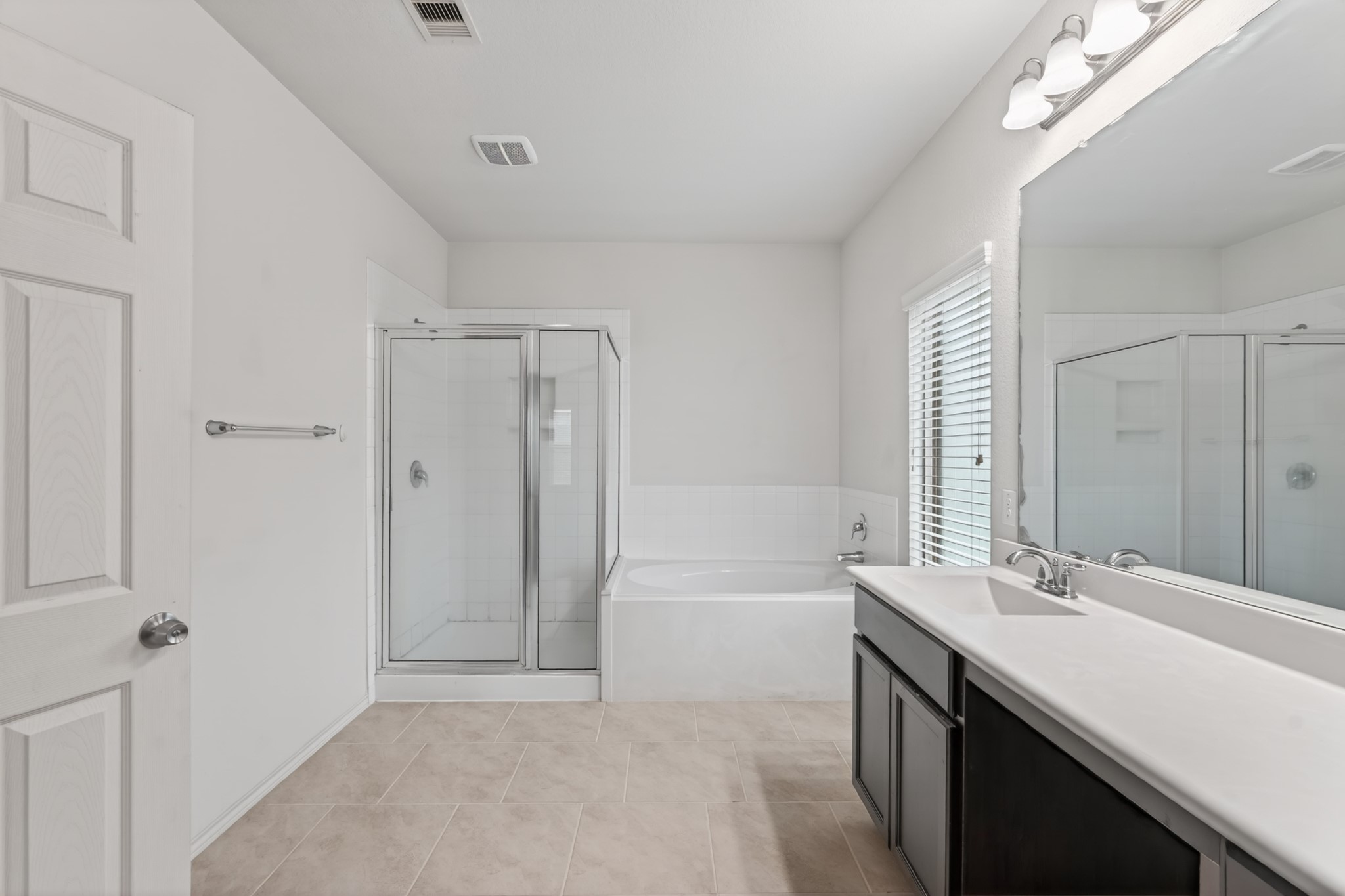 138 Meadow Grove Drive, Conroe, TX 77384