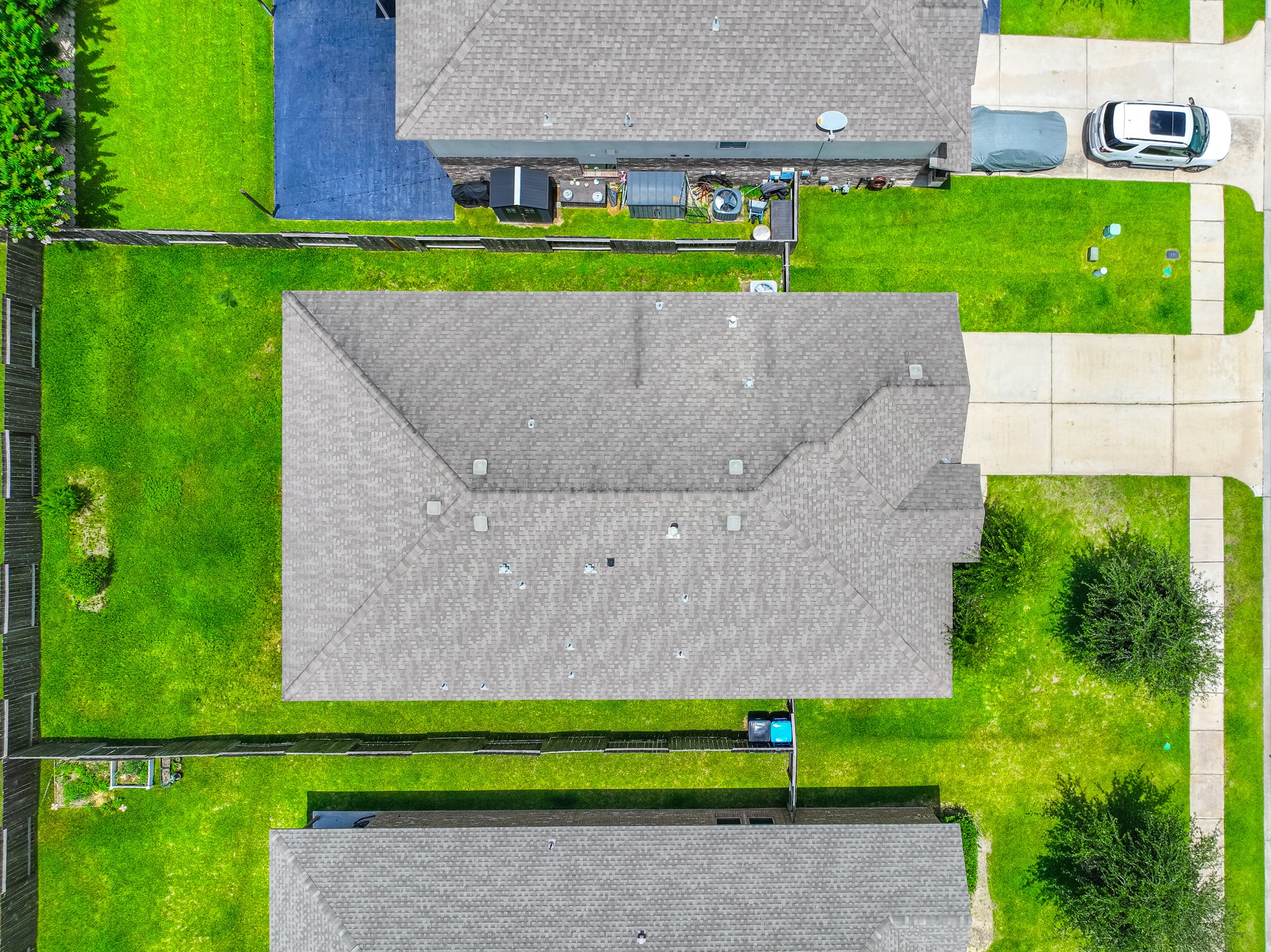 138 Meadow Grove Drive, Conroe, TX 77384