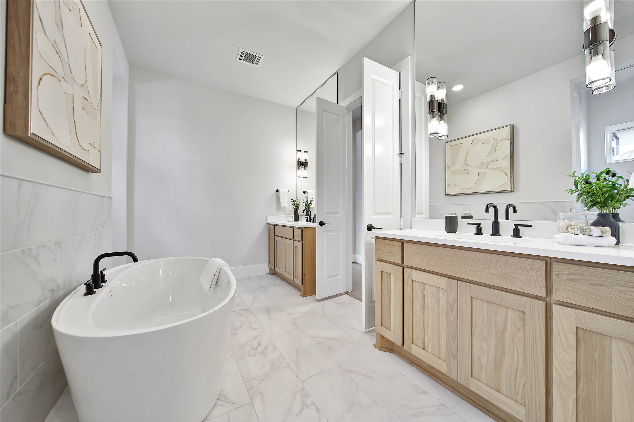 2107 Coach Street, Conroe, TX 77384