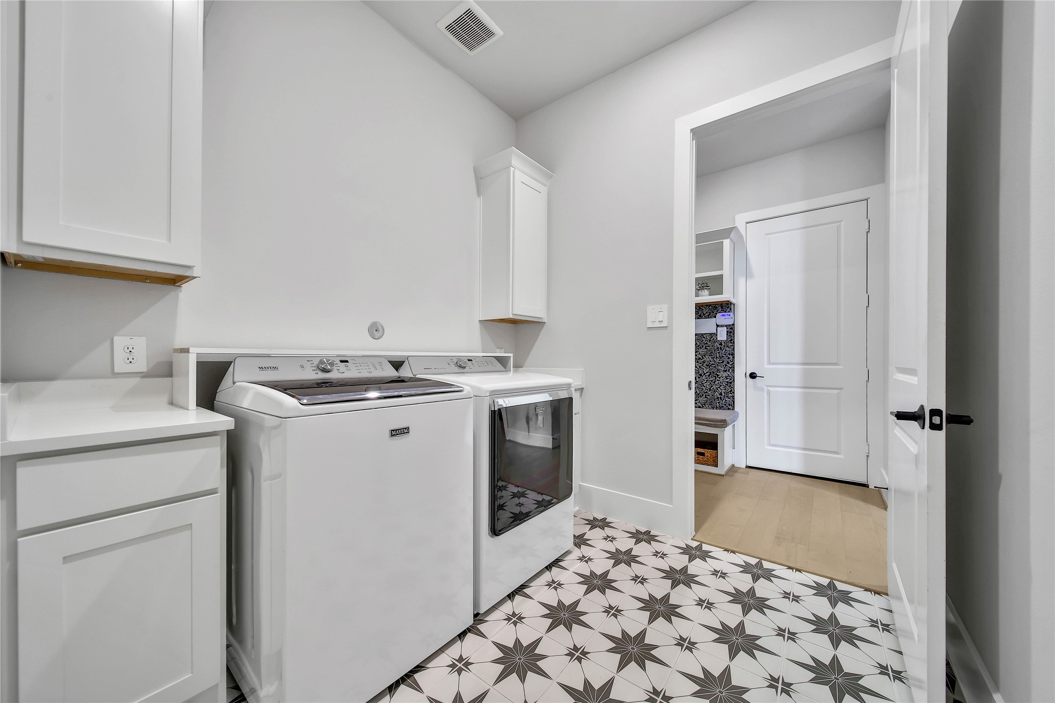 2107 Coach Street, Conroe, TX 77384