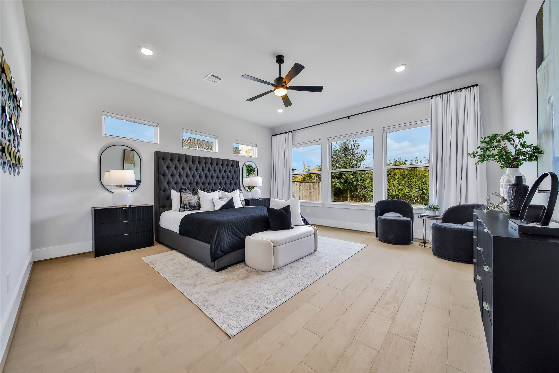 2107 Coach Street, Conroe, TX 77384