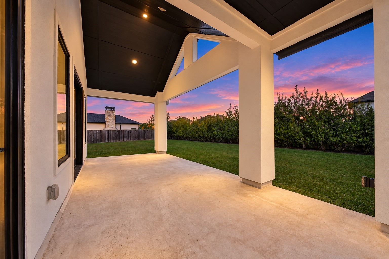 2107 Coach Street, Conroe, TX 77384