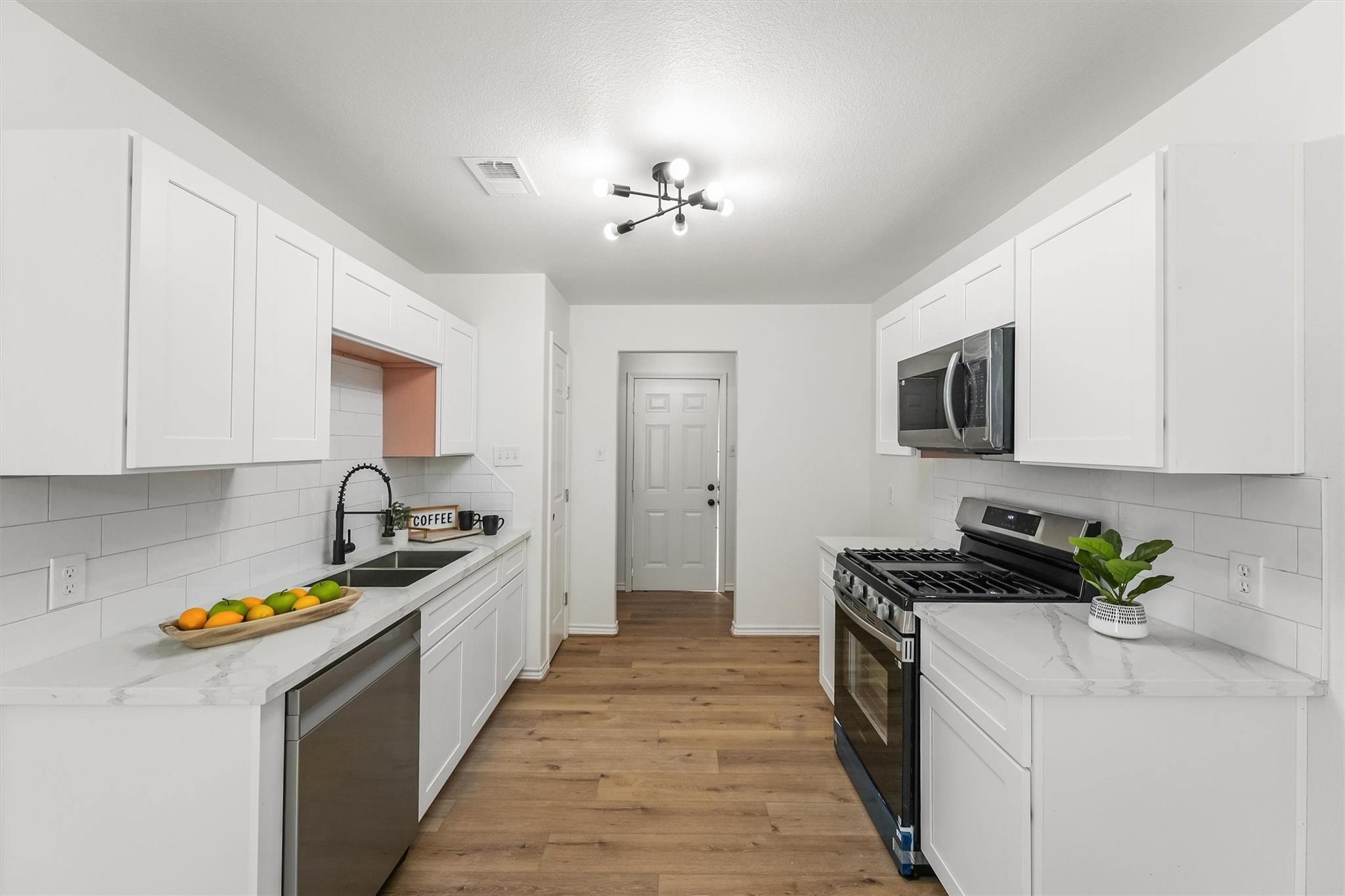 6735 Haven Forest Lane, Richmond, TX 77469