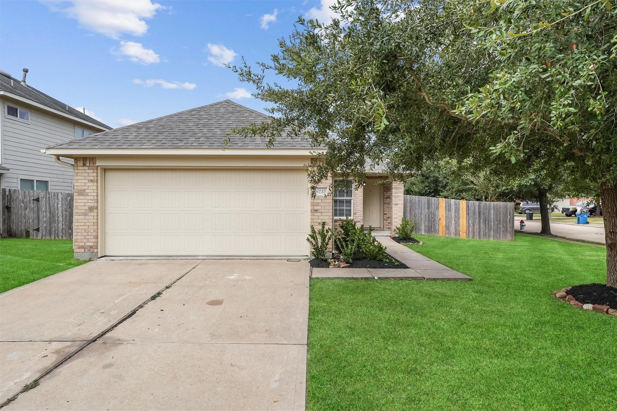 6735 Haven Forest Lane, Richmond, TX 77469
