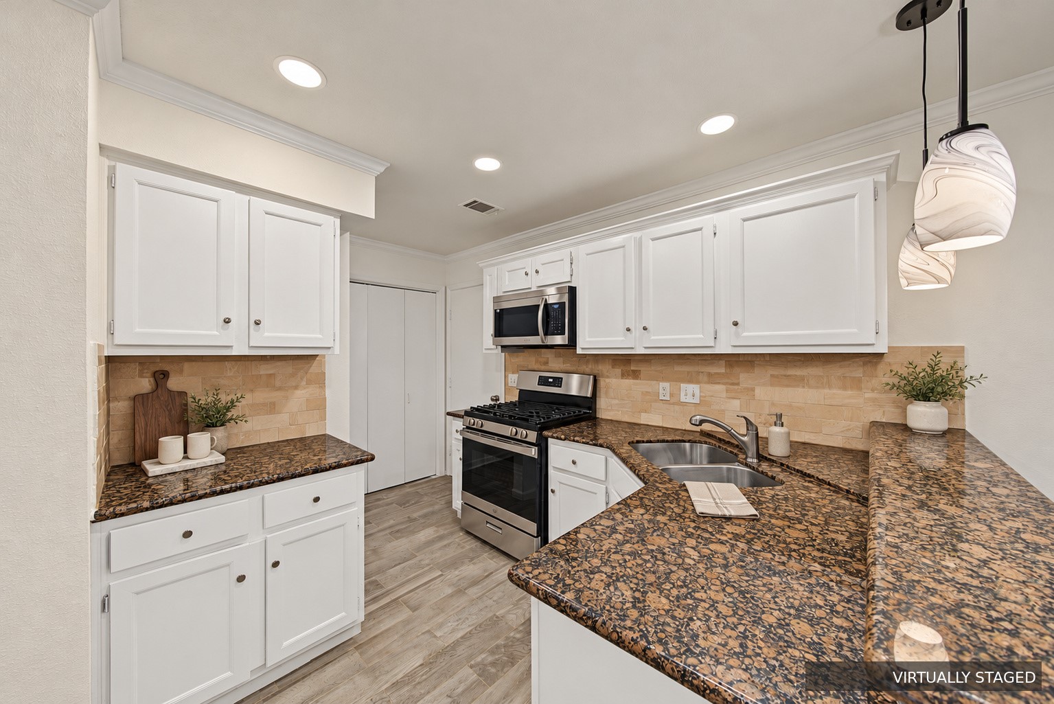 2711 Grants Lake Boulevard, #42, Sugar Land, TX 77479